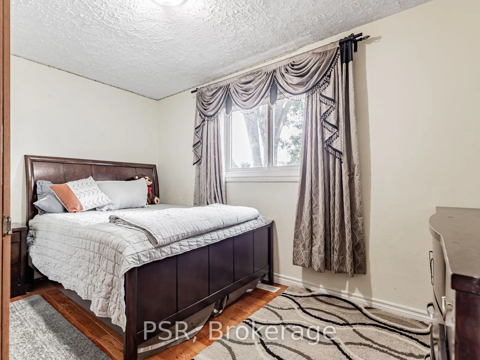 27 Willsteven Drive