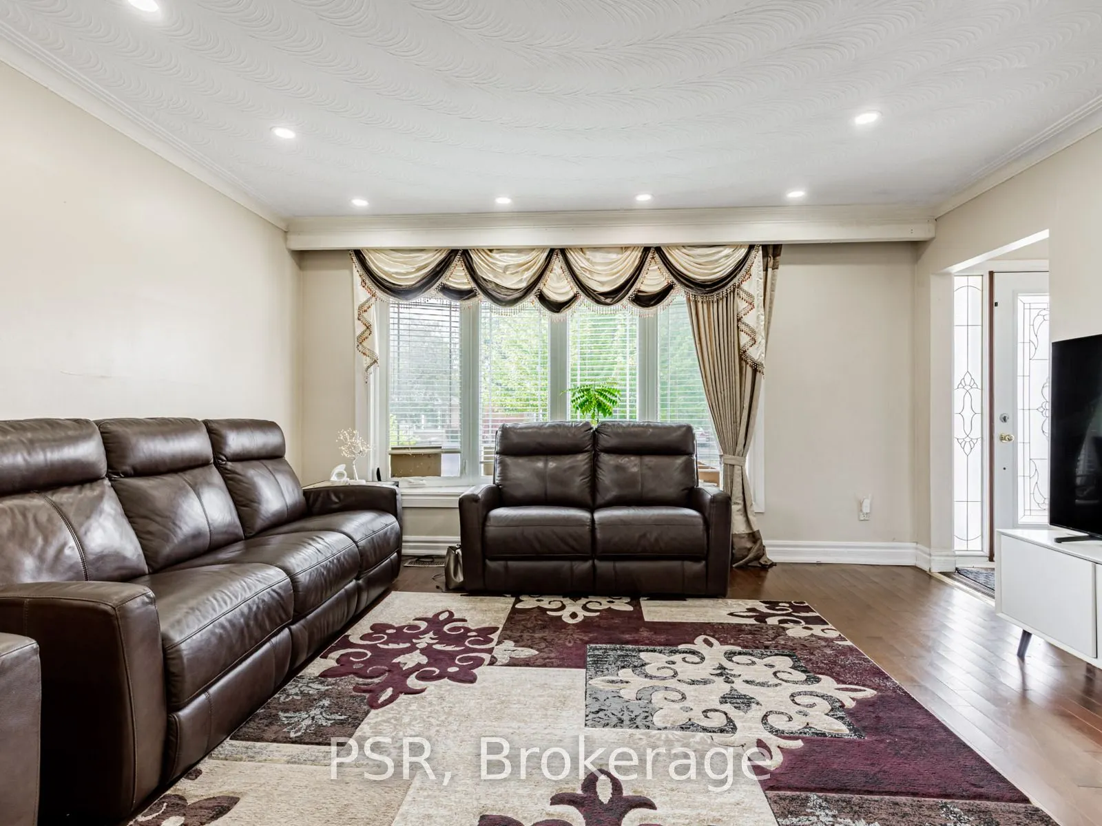 7 Willsteven Drive
