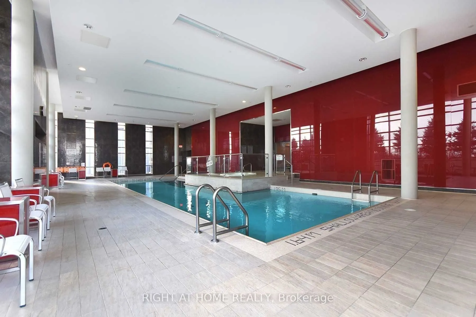 125 Village Green Square, #1309