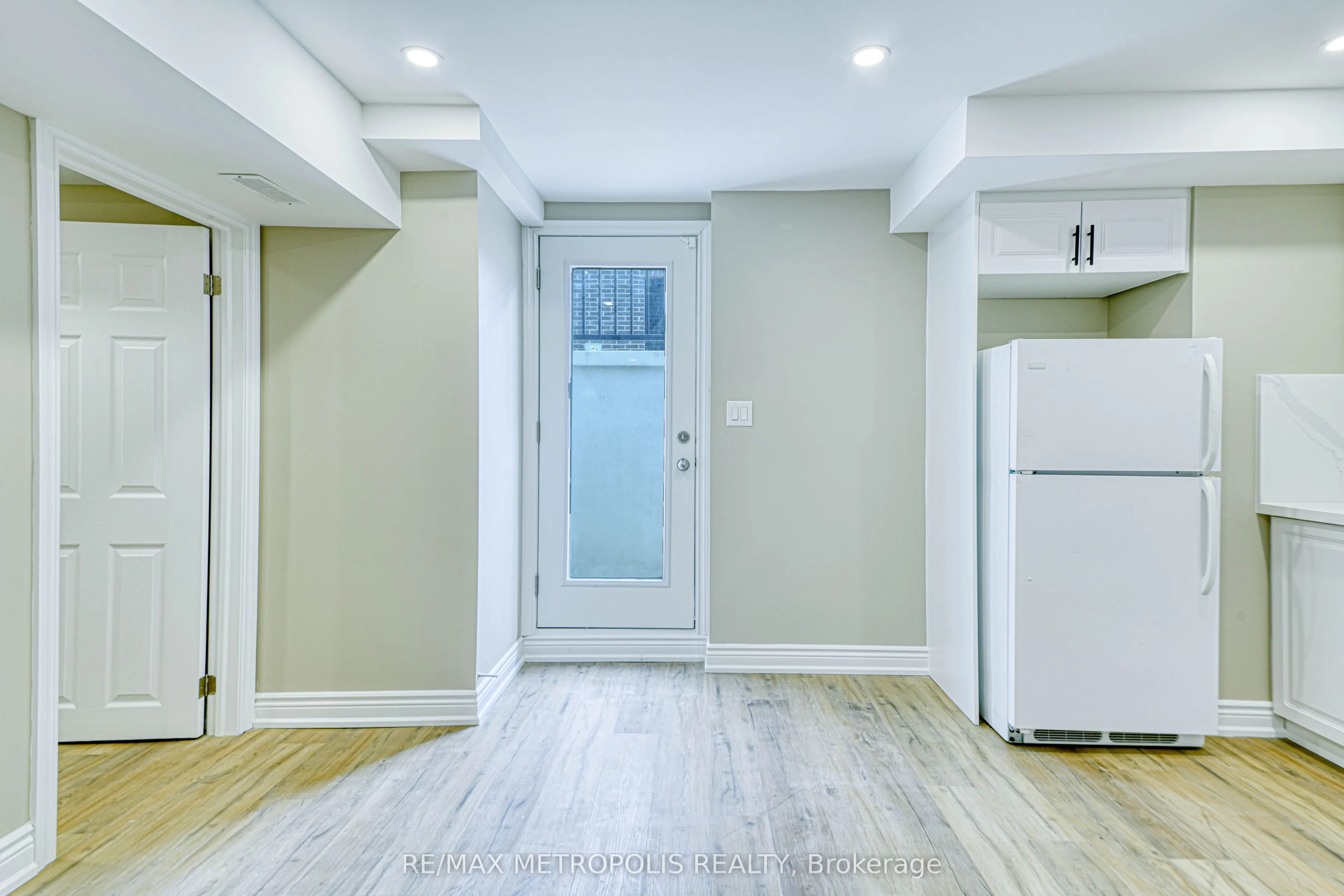 1201 Chateau Court, #BSMNT