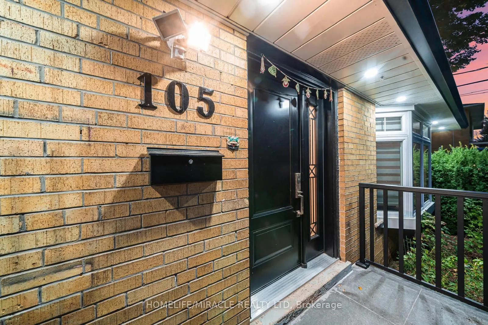 105 Silurian Road, #Main