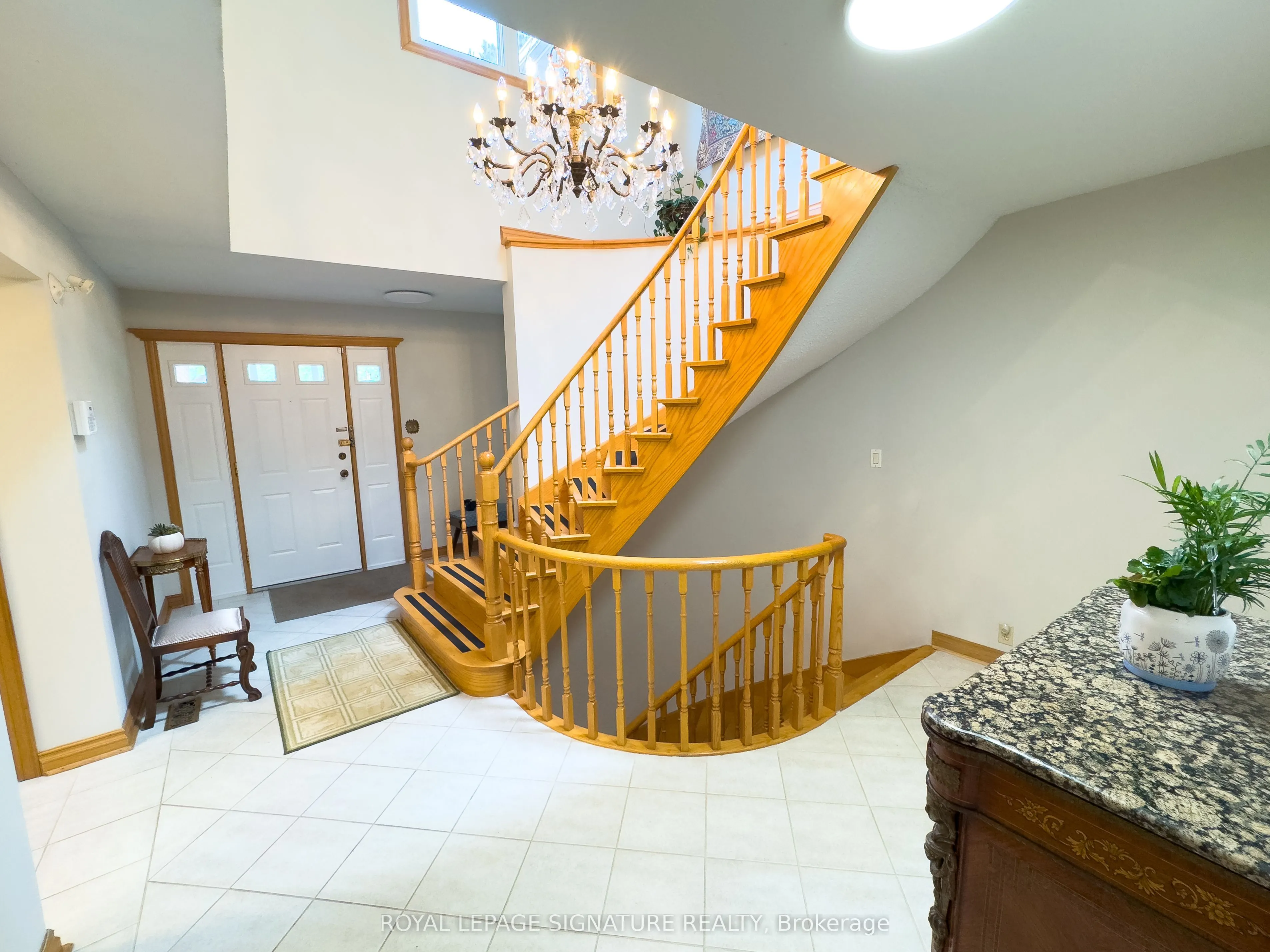 6 Satchell Boulevard