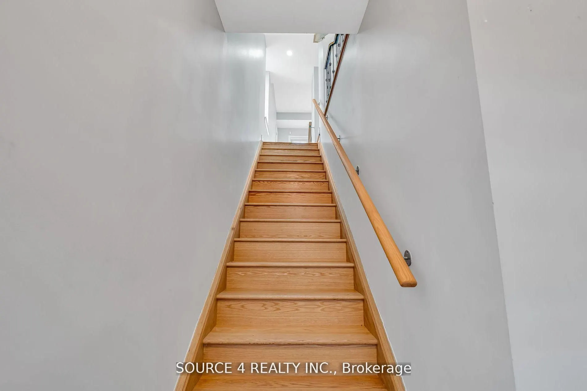 2563 Larida Path, #107