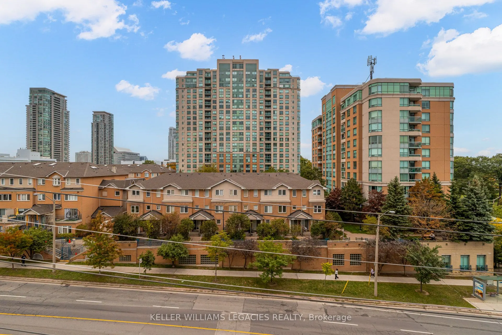 1350 Ellesmere Road, #706