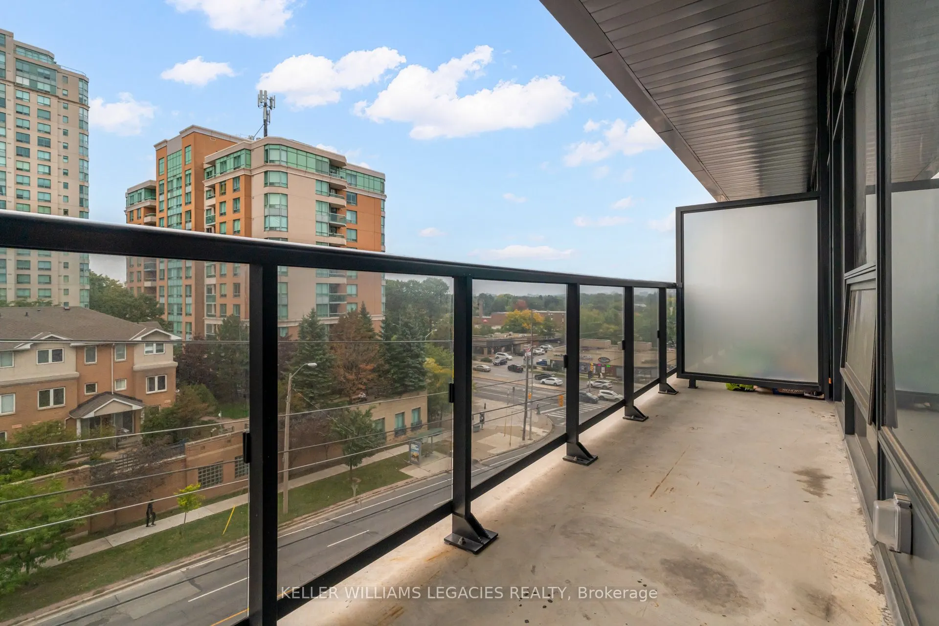 1350 Ellesmere Road, #706