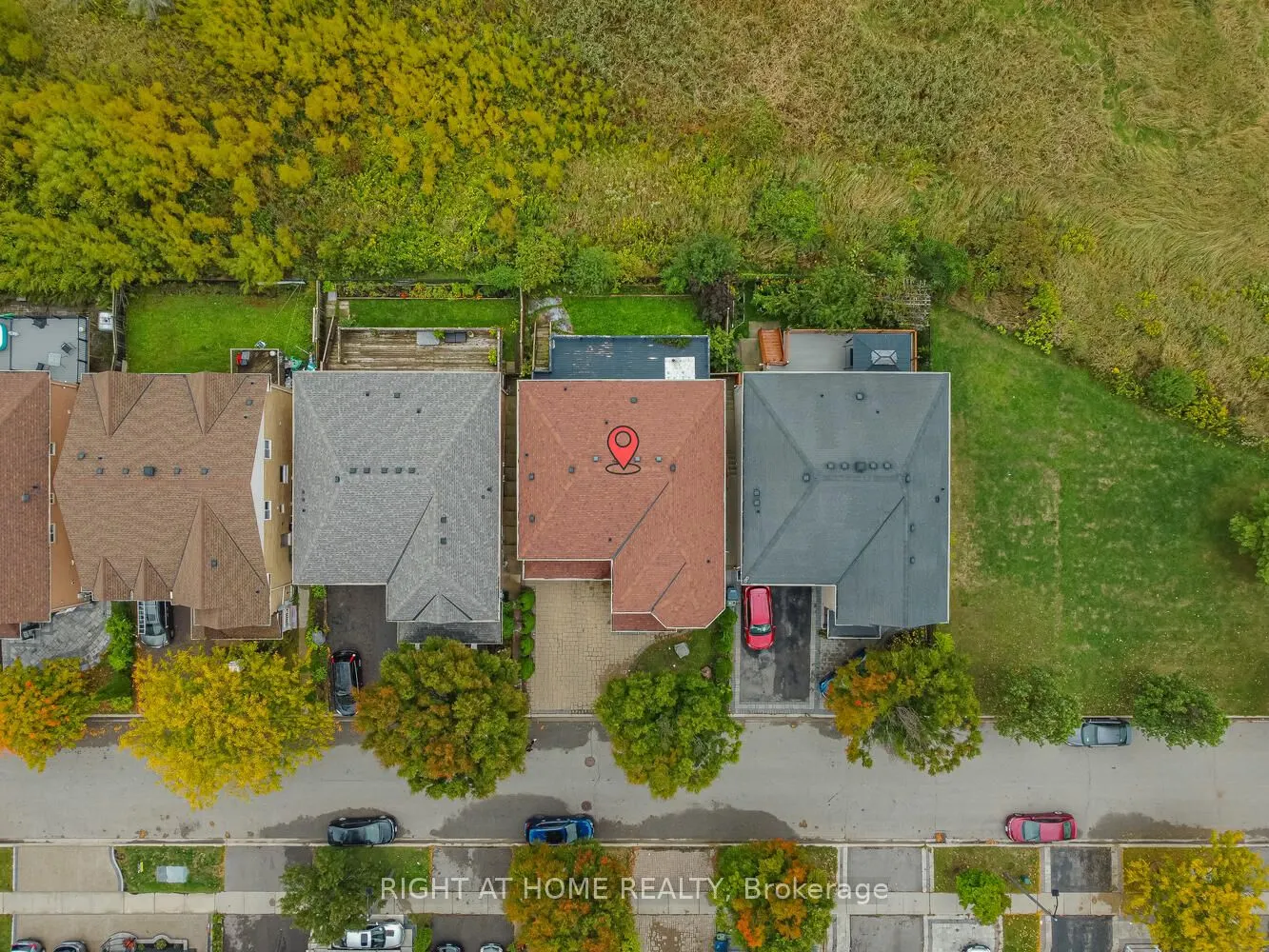 21 Hoptree Avenue