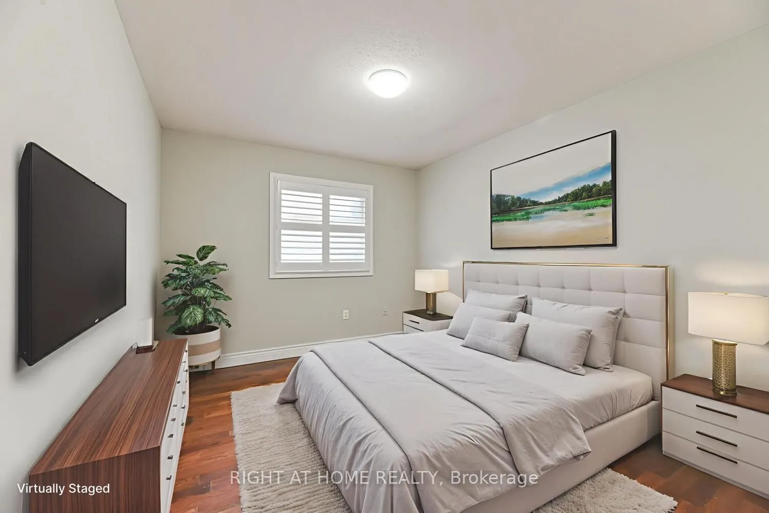 21 Hoptree Avenue