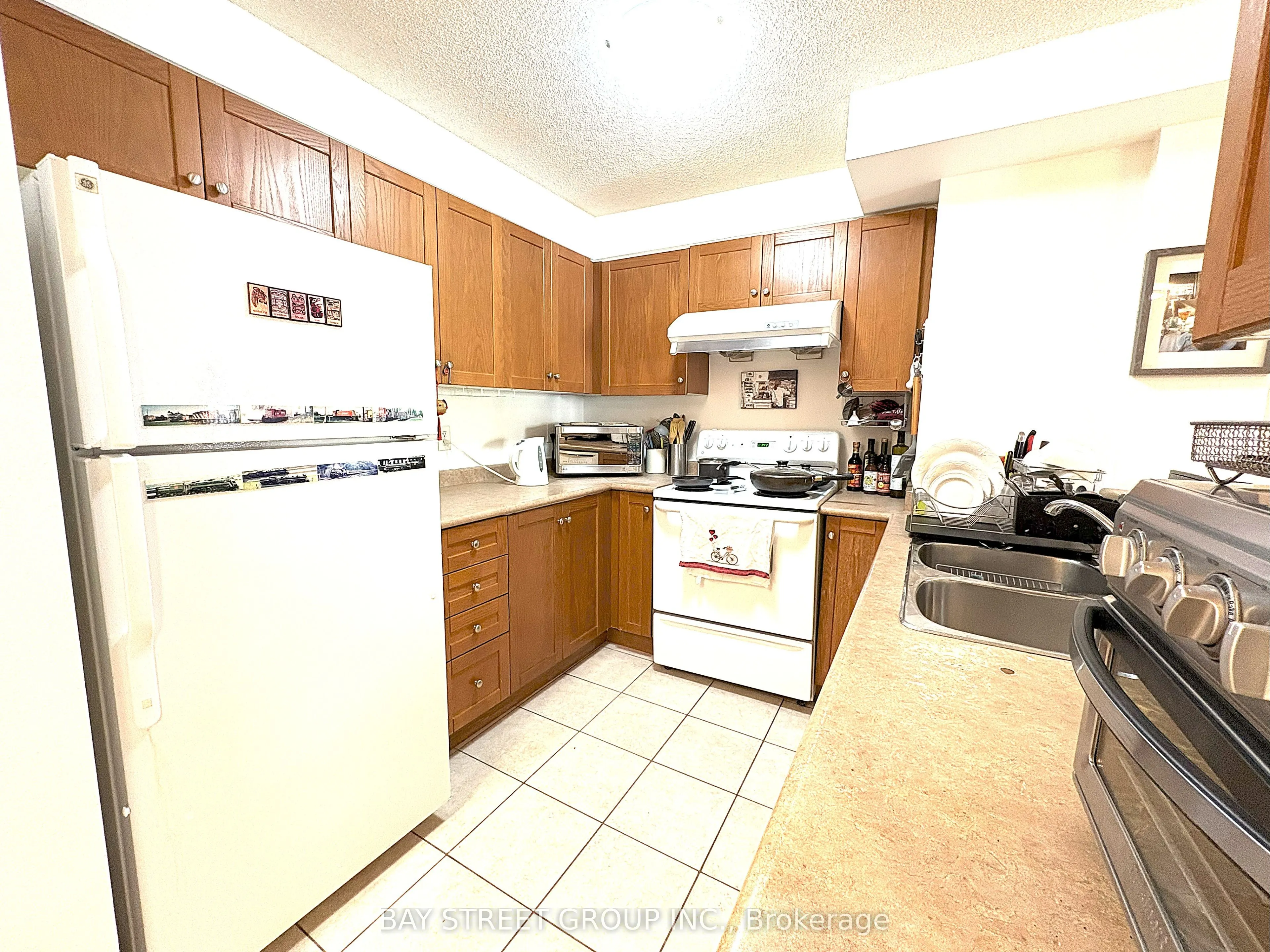 5235 Finch Avenue, #226