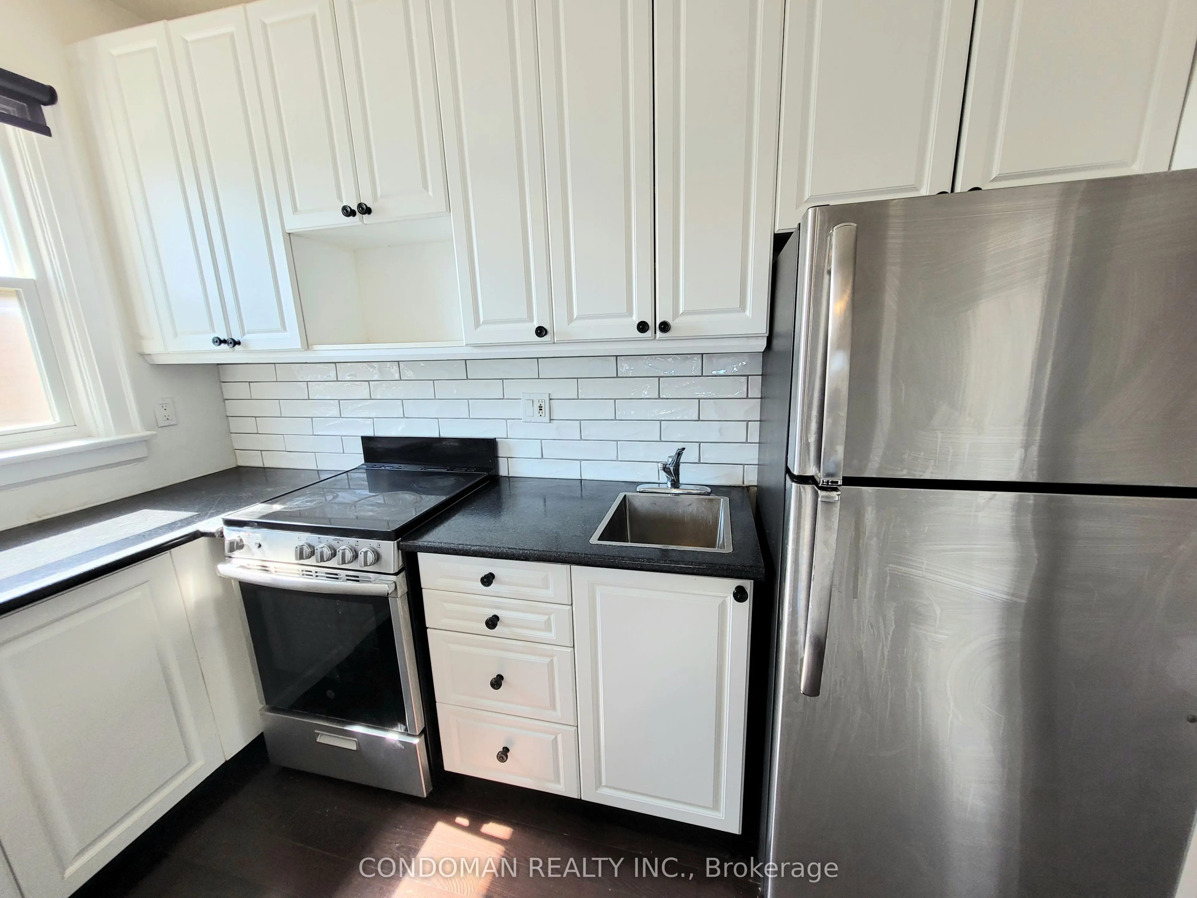 846 Broadview Avenue, #12