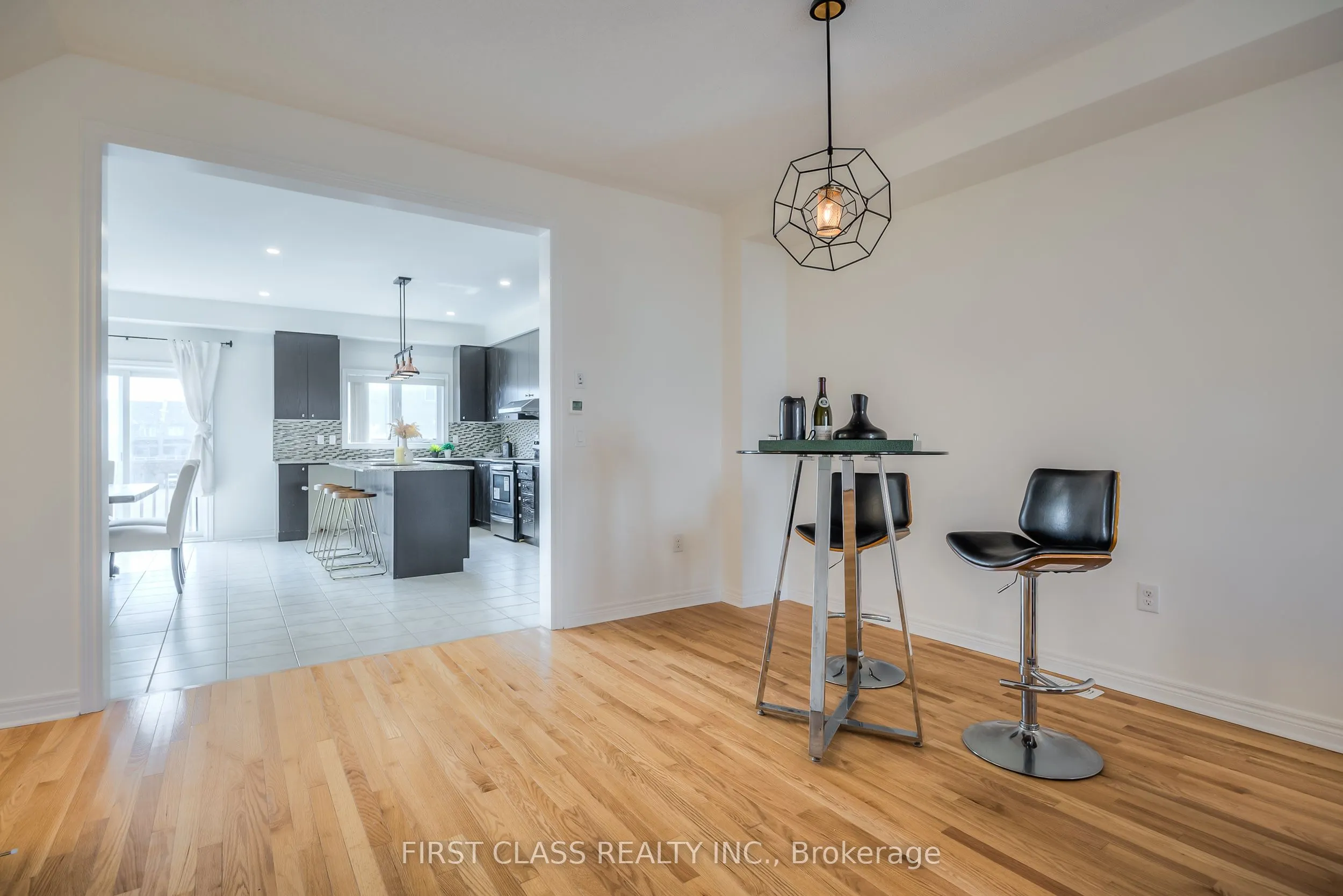 1719 Carousel Drive