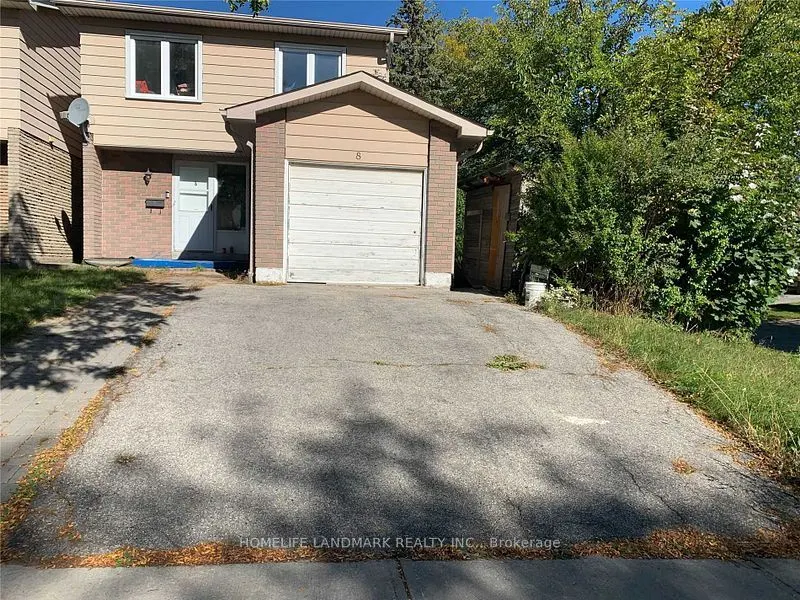 8 Big Red Avenue, #Lower