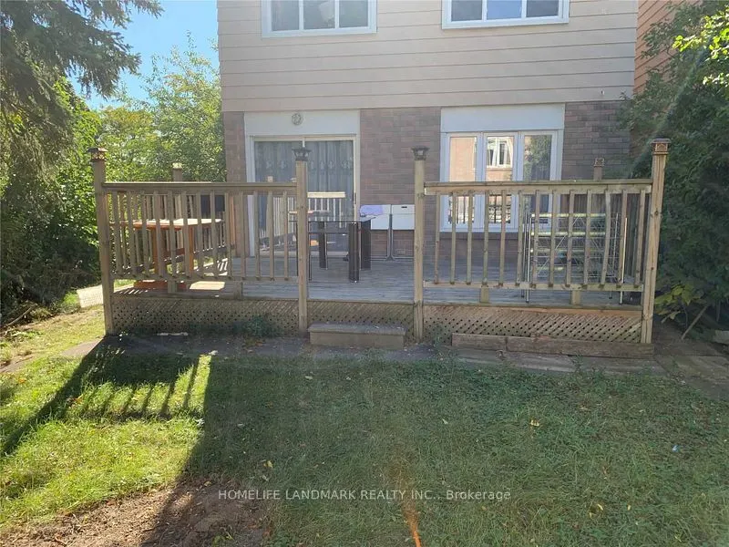 8 Big Red Avenue, #Lower