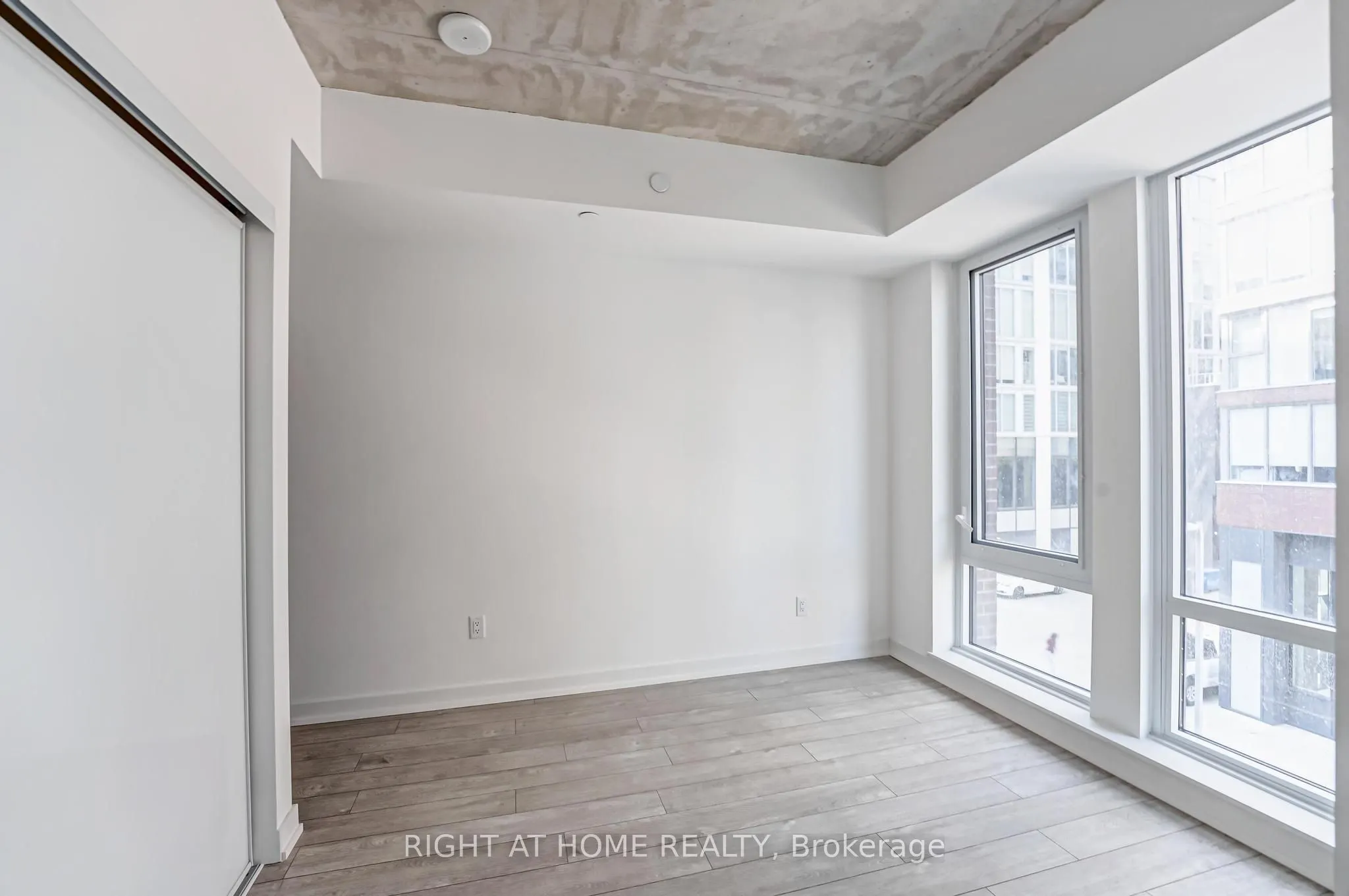45 Baseball Place, #203
