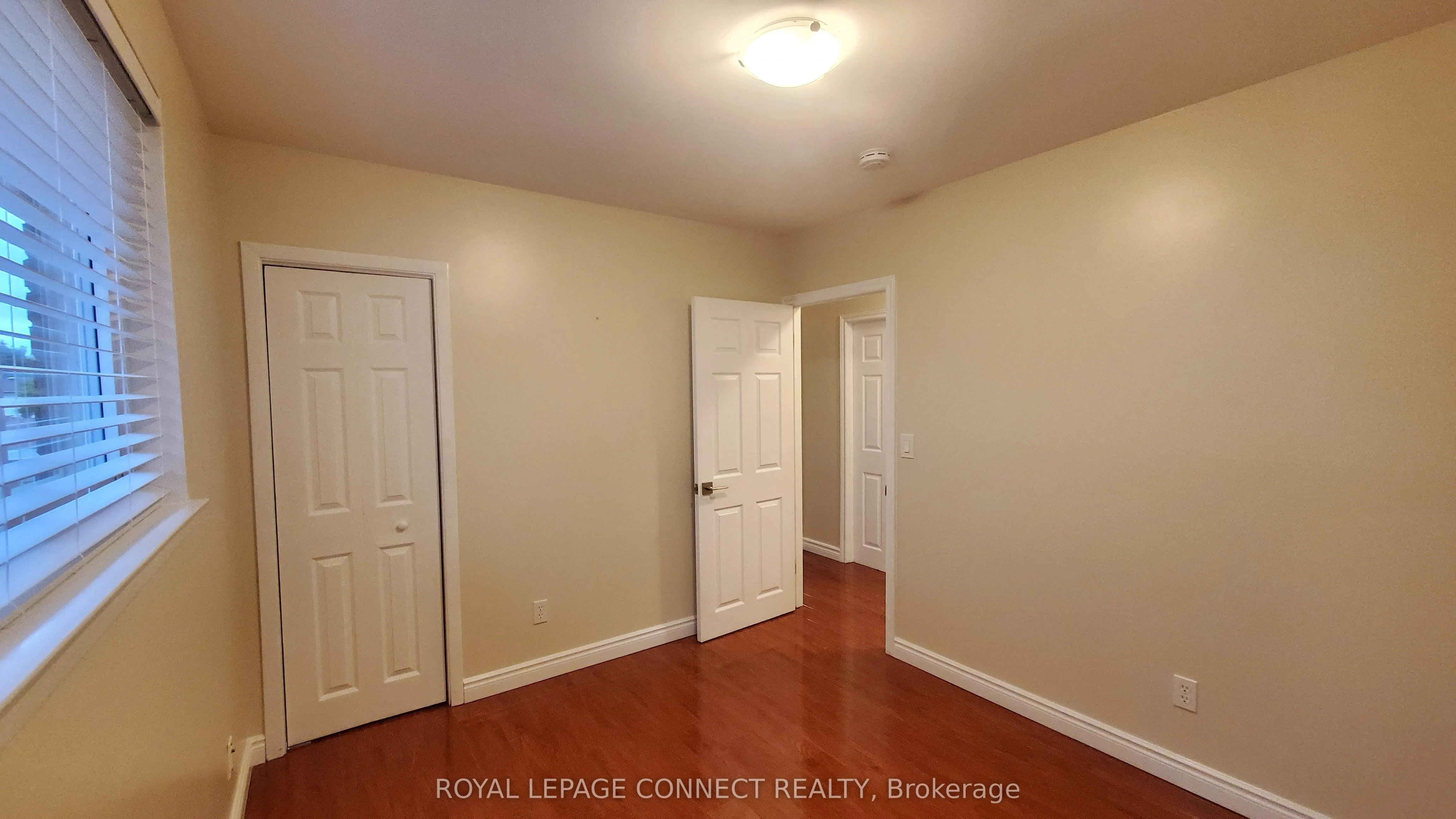 1206 Wakefield Crescent, #Main