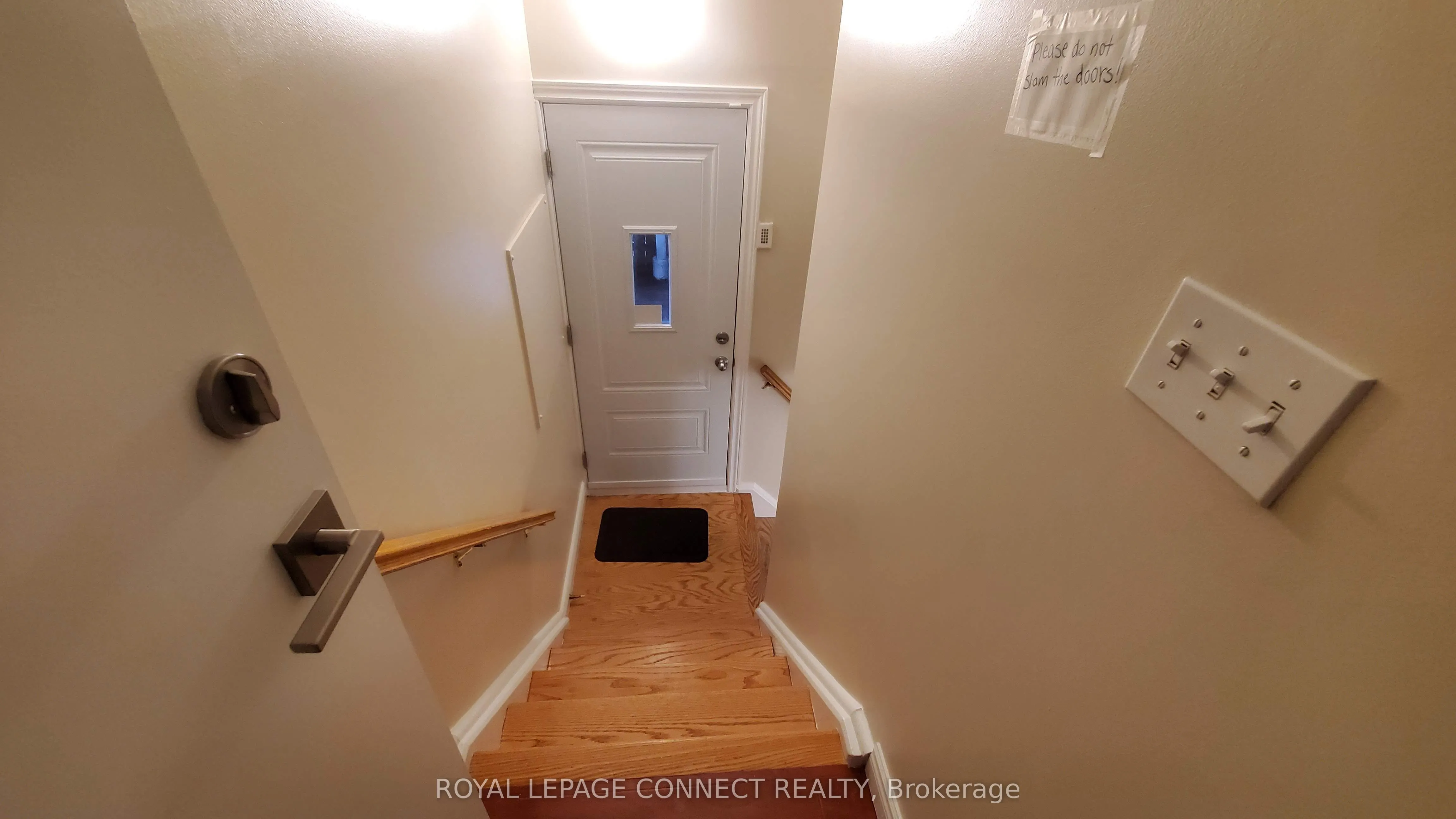 1206 Wakefield Crescent, #Main