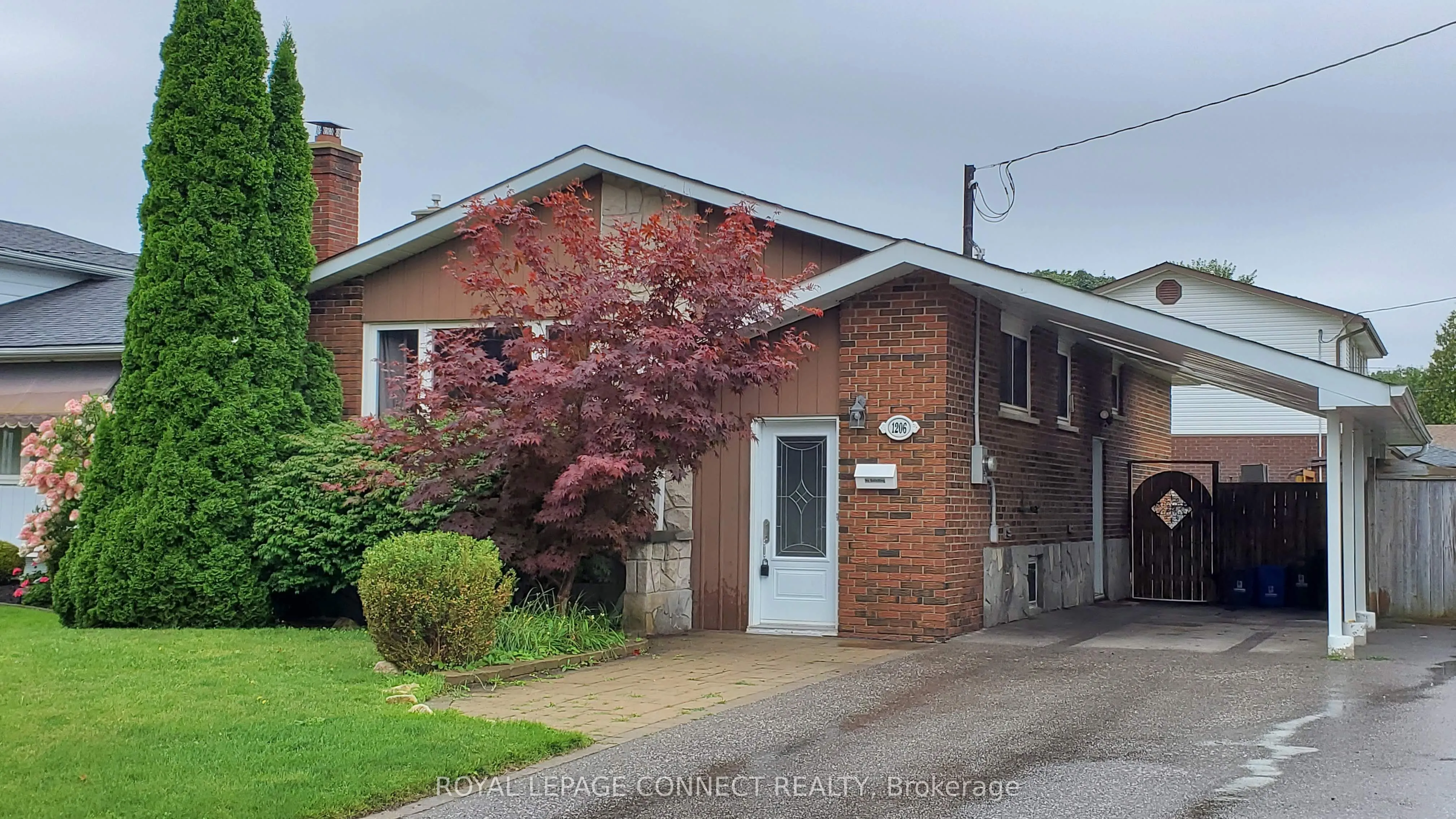 1206 Wakefield Crescent, #Main