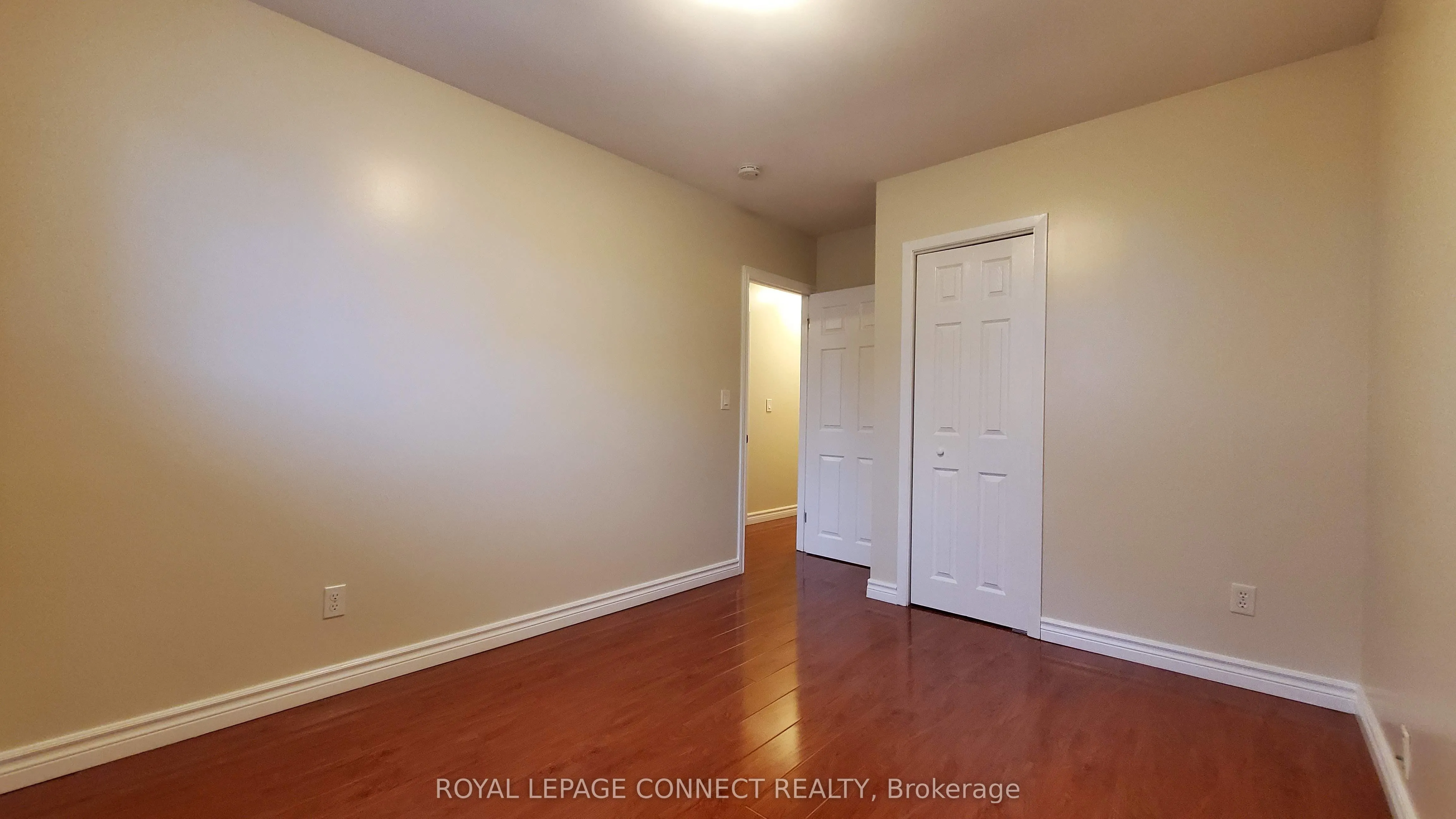 1206 Wakefield Crescent, #Main