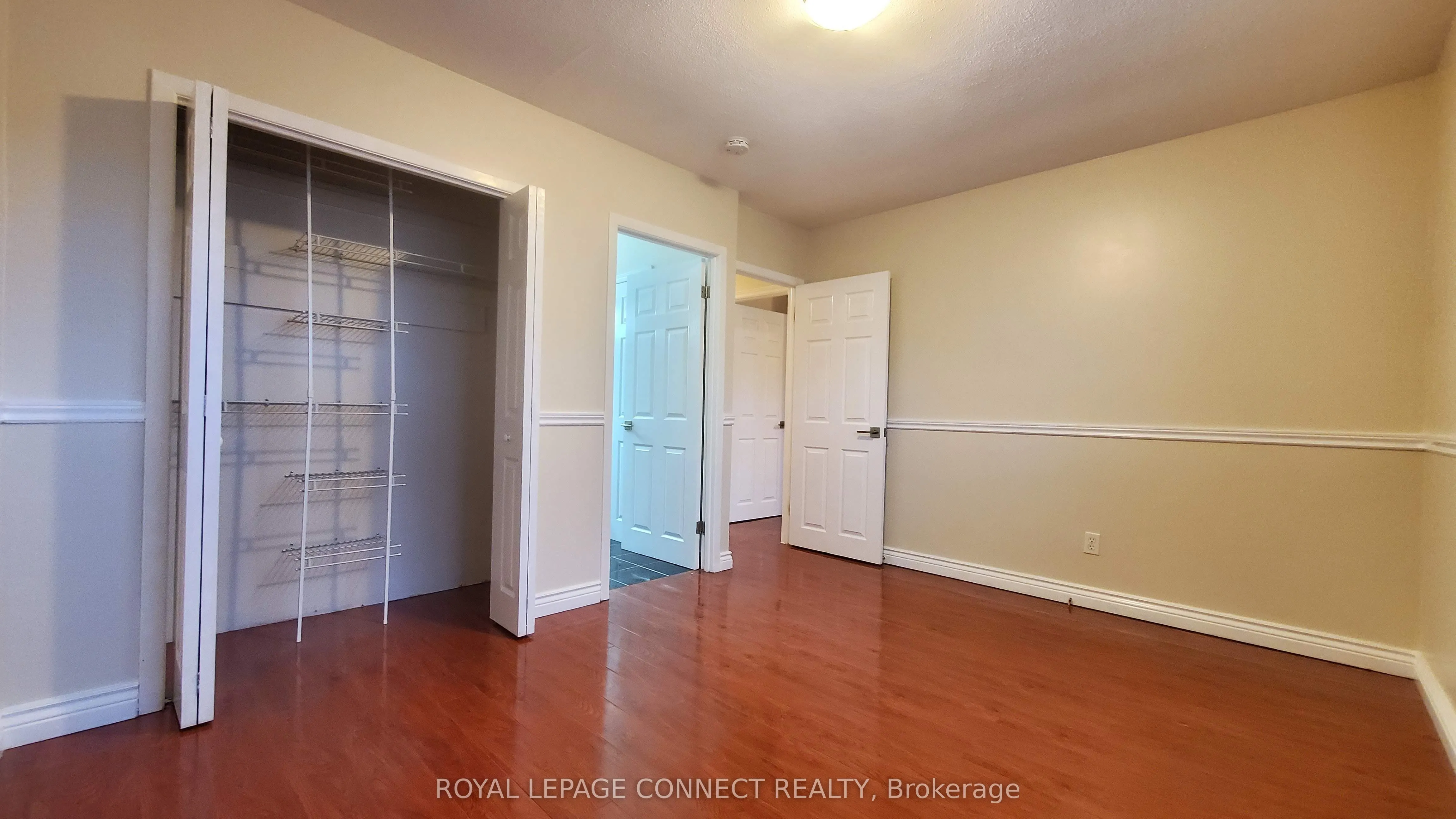 1206 Wakefield Crescent, #Main