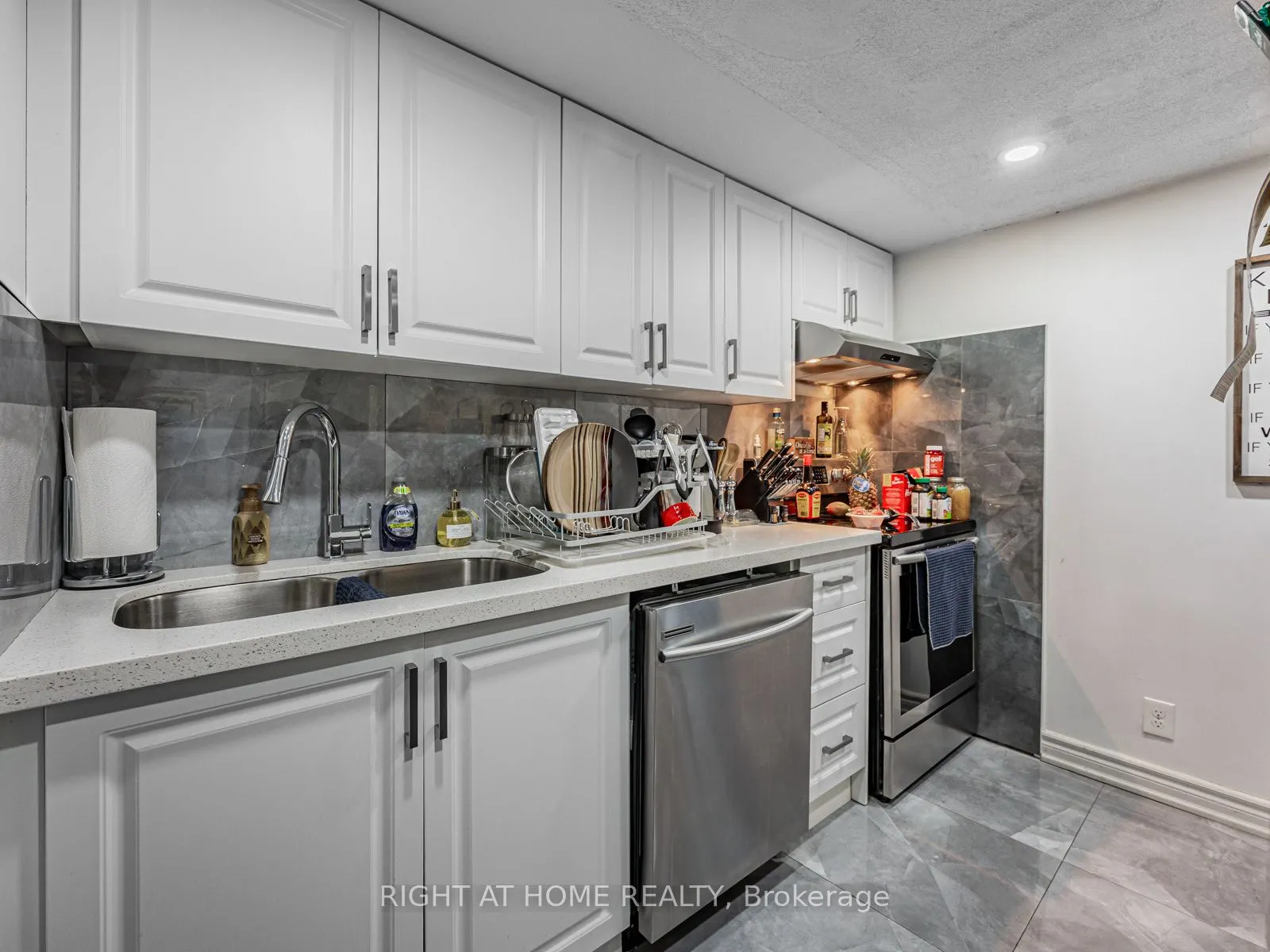 22 Jallan Drive