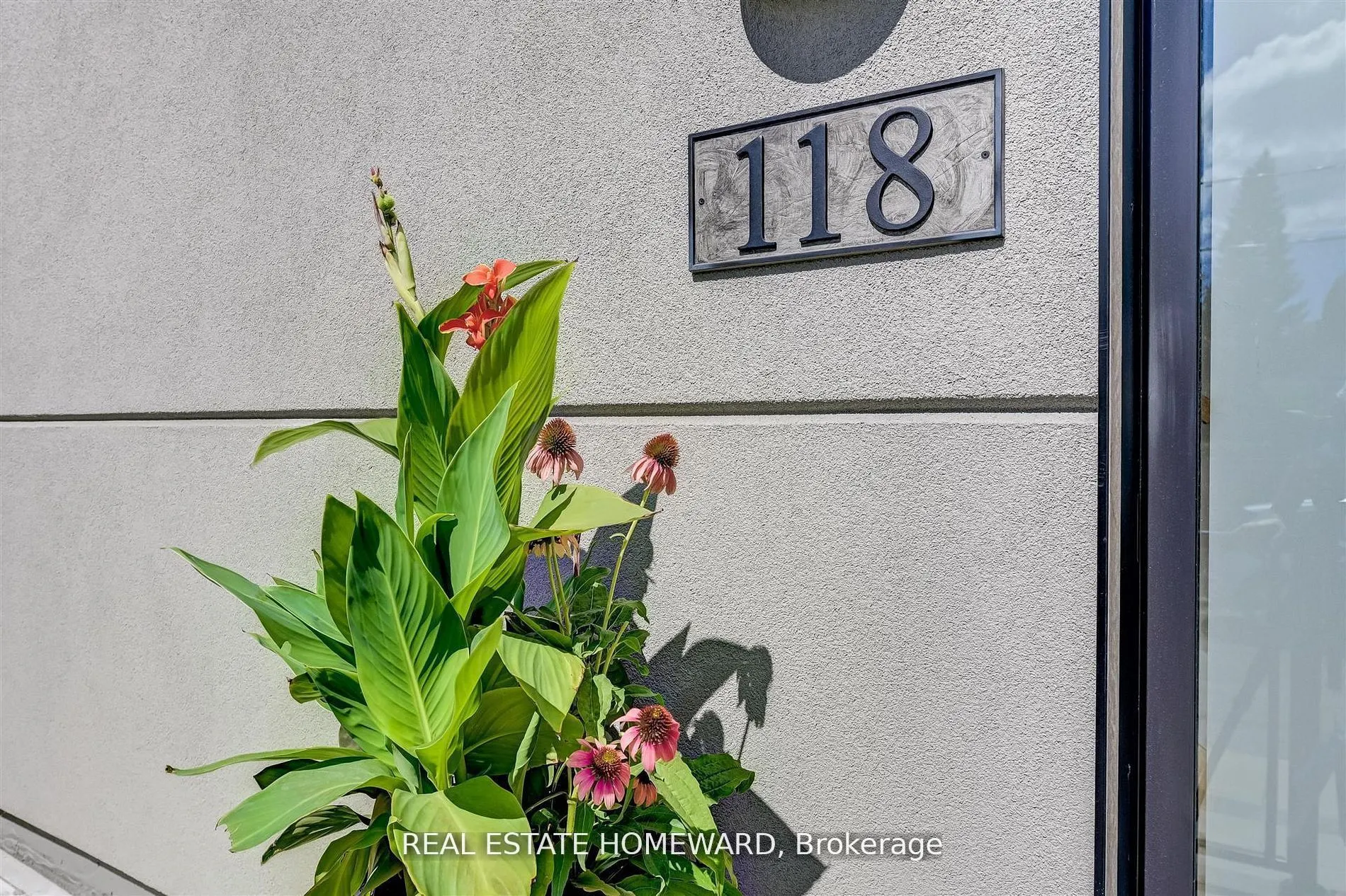 118 Swanwick Avenue, #Upper
