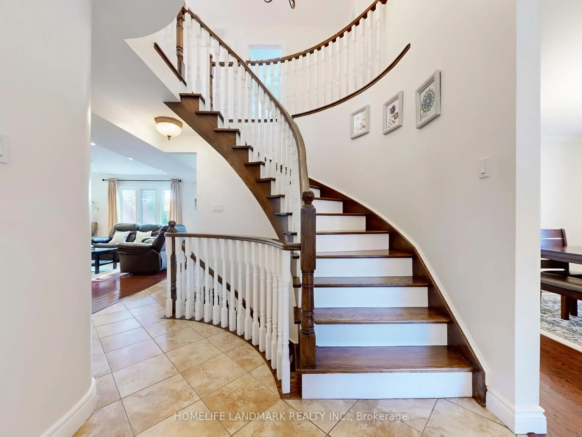 6 Broughton Court