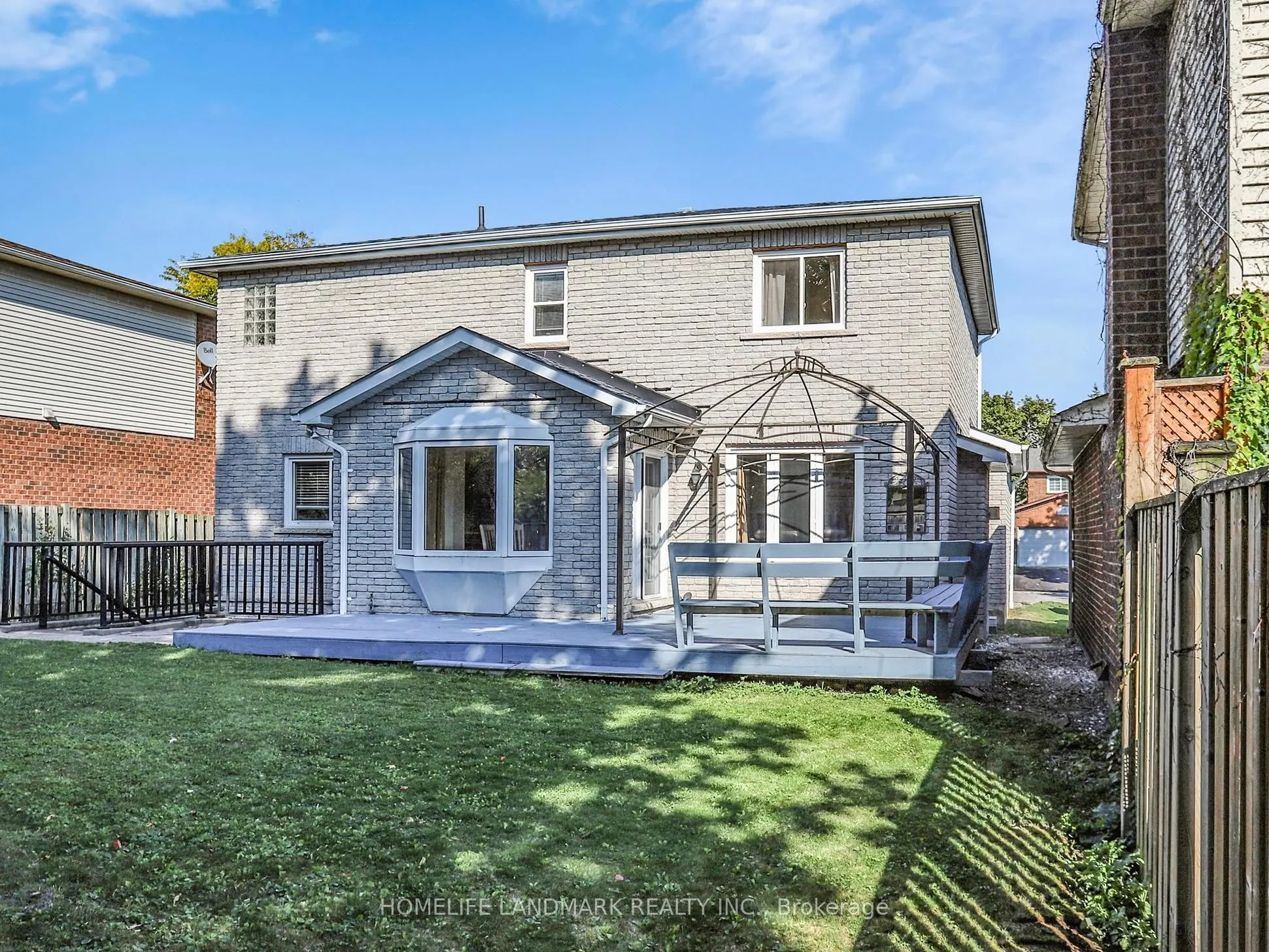 6 Broughton Court