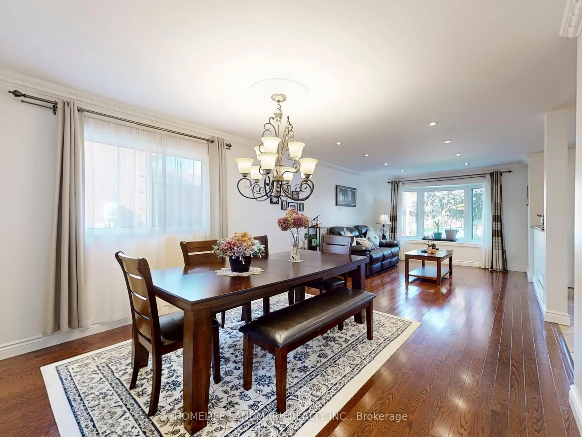 6 Broughton Court