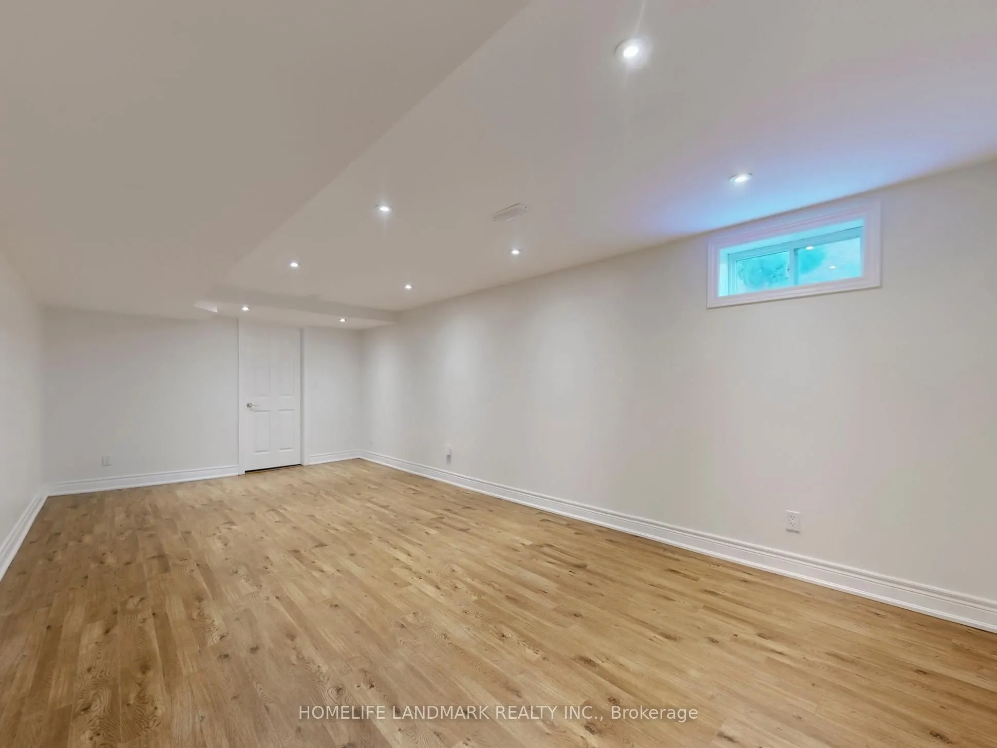 6 Broughton Court