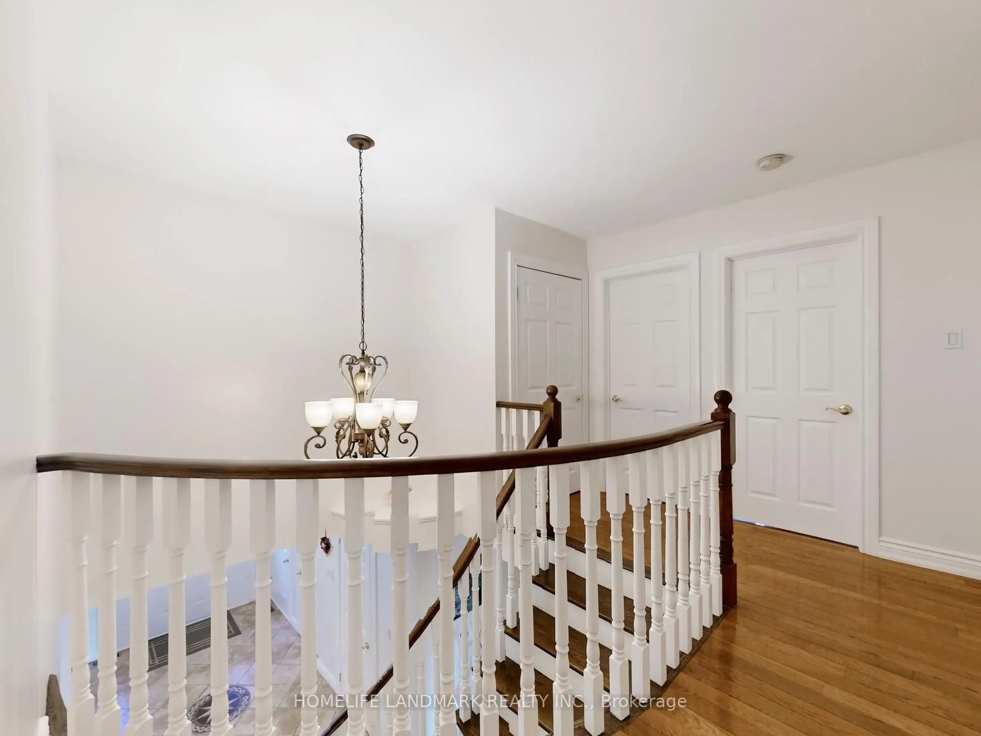 6 Broughton Court