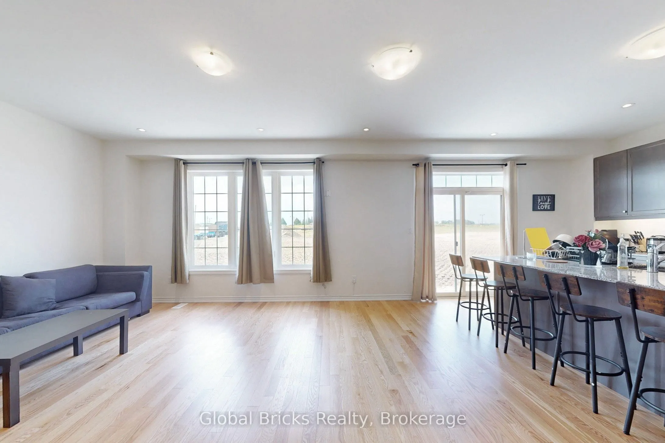 941 Rexton Drive