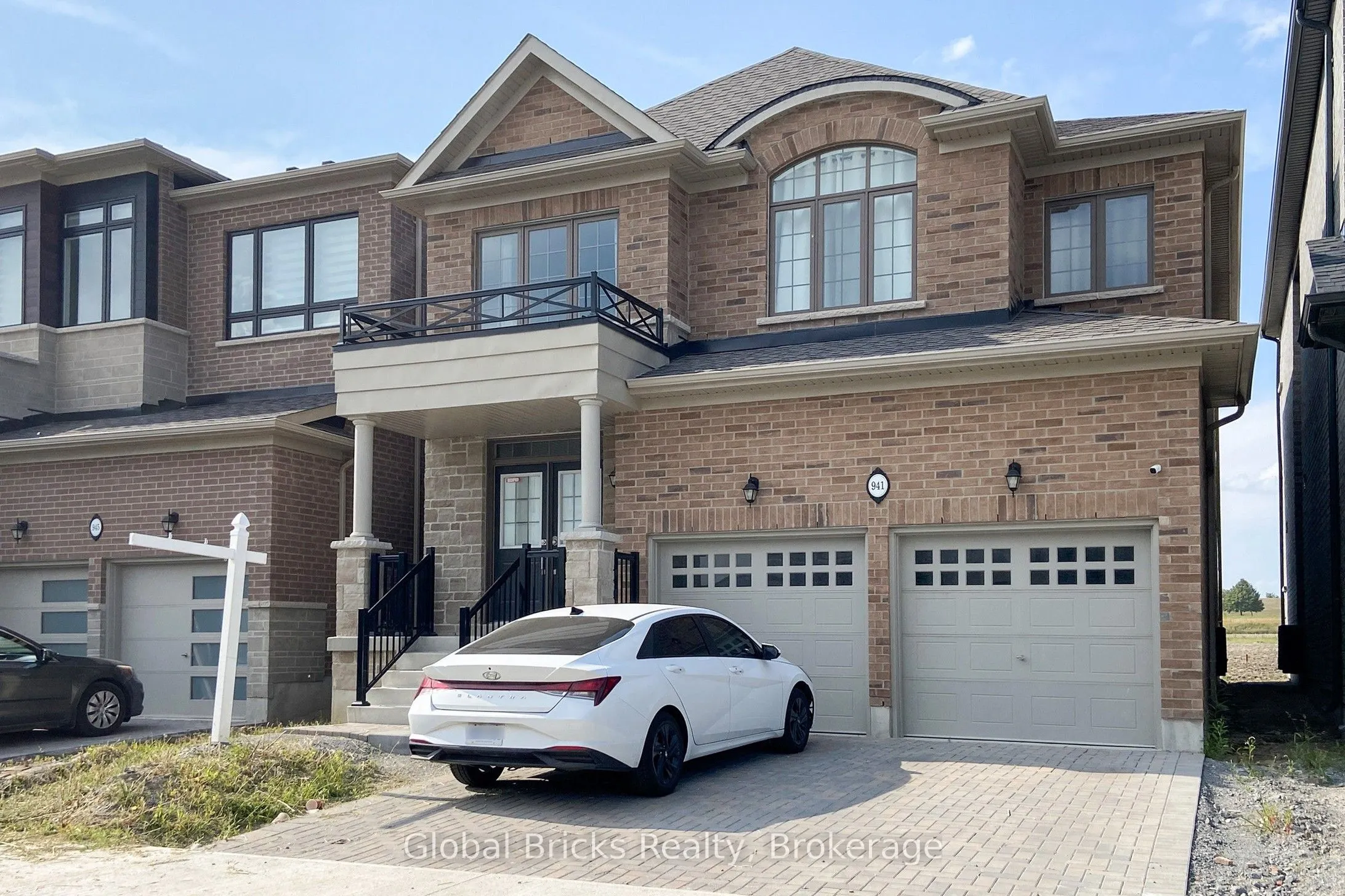 941 Rexton Drive