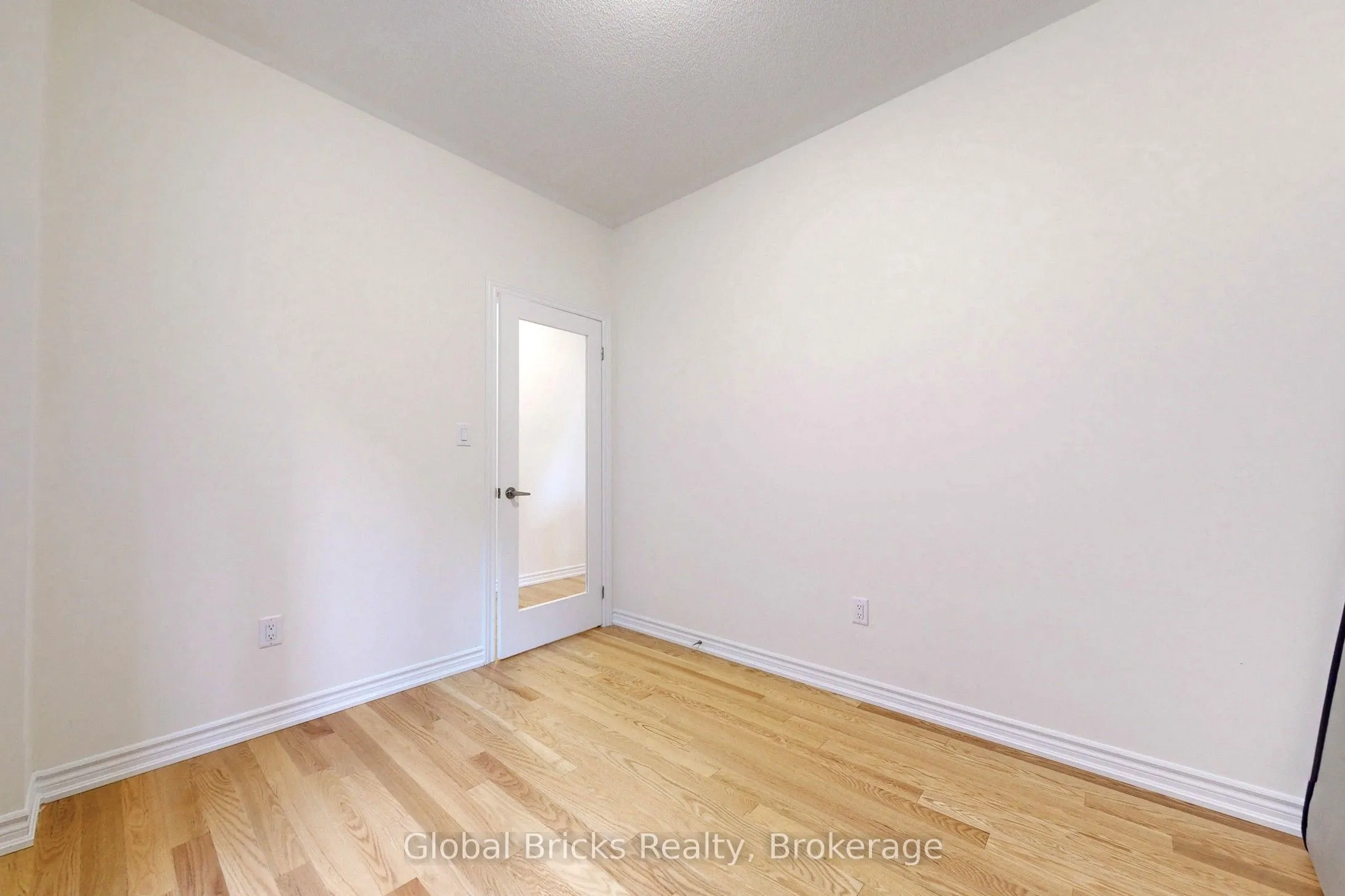 941 Rexton Drive