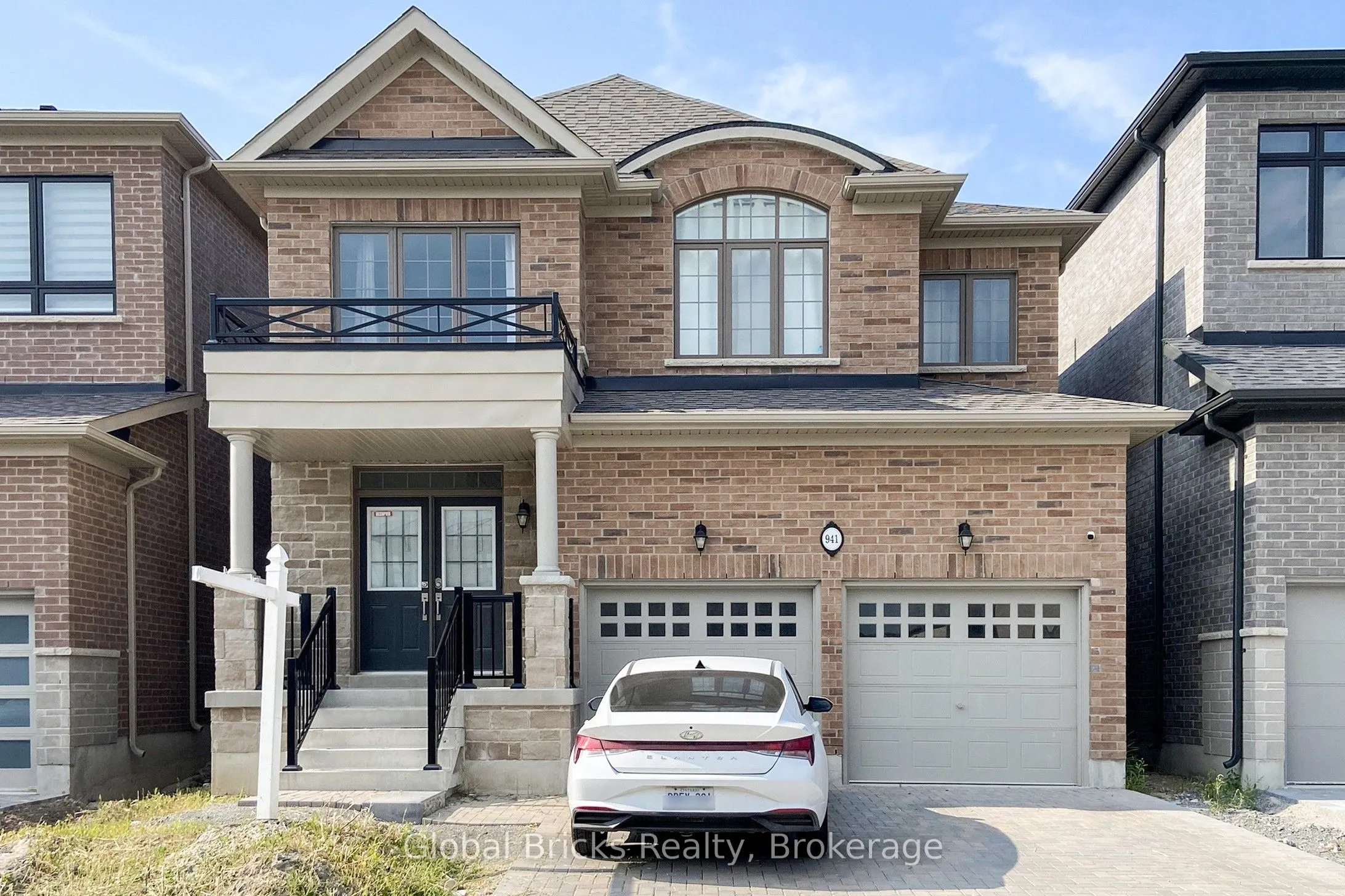 941 Rexton Drive