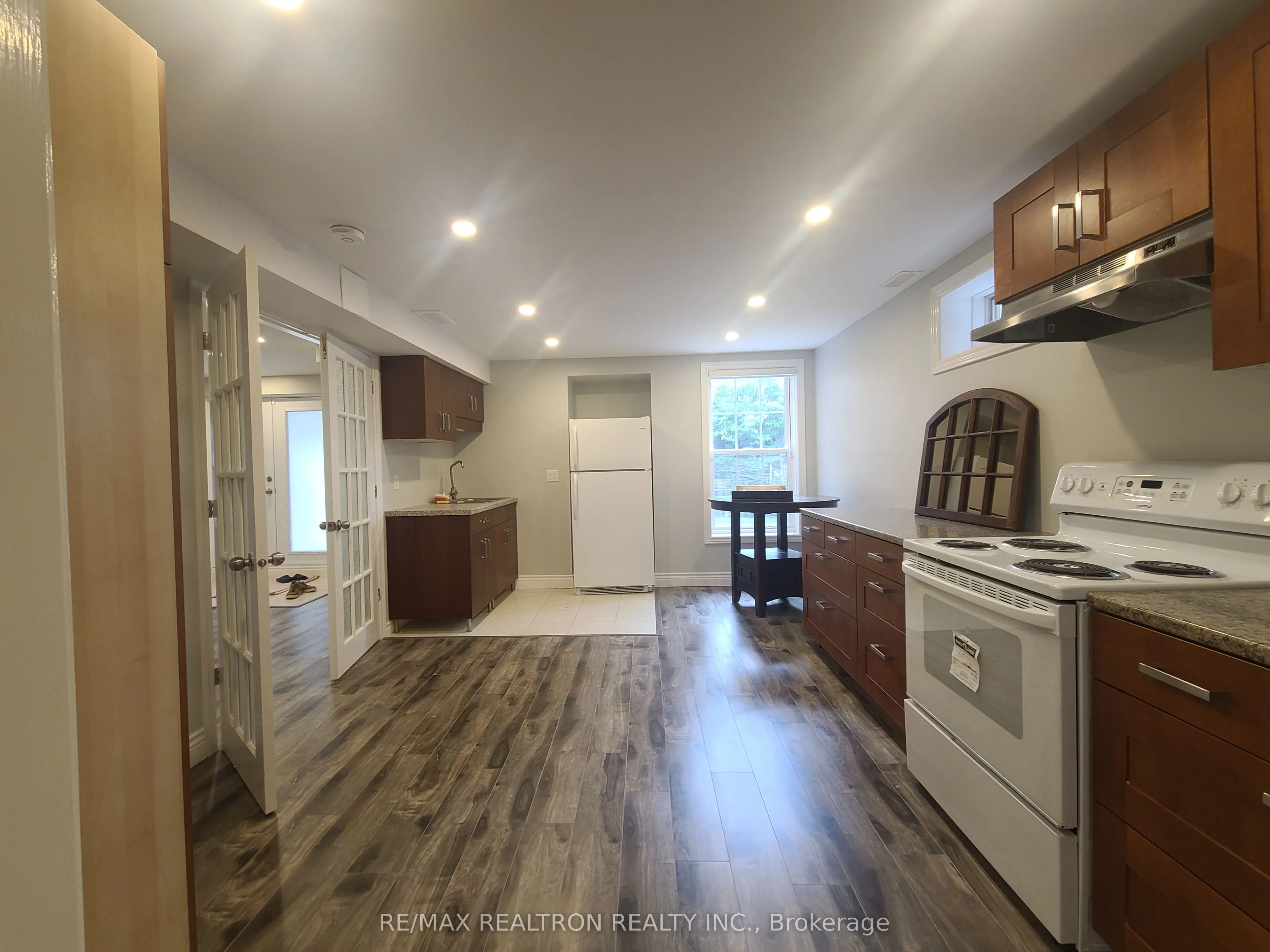 32 Dennis Drive