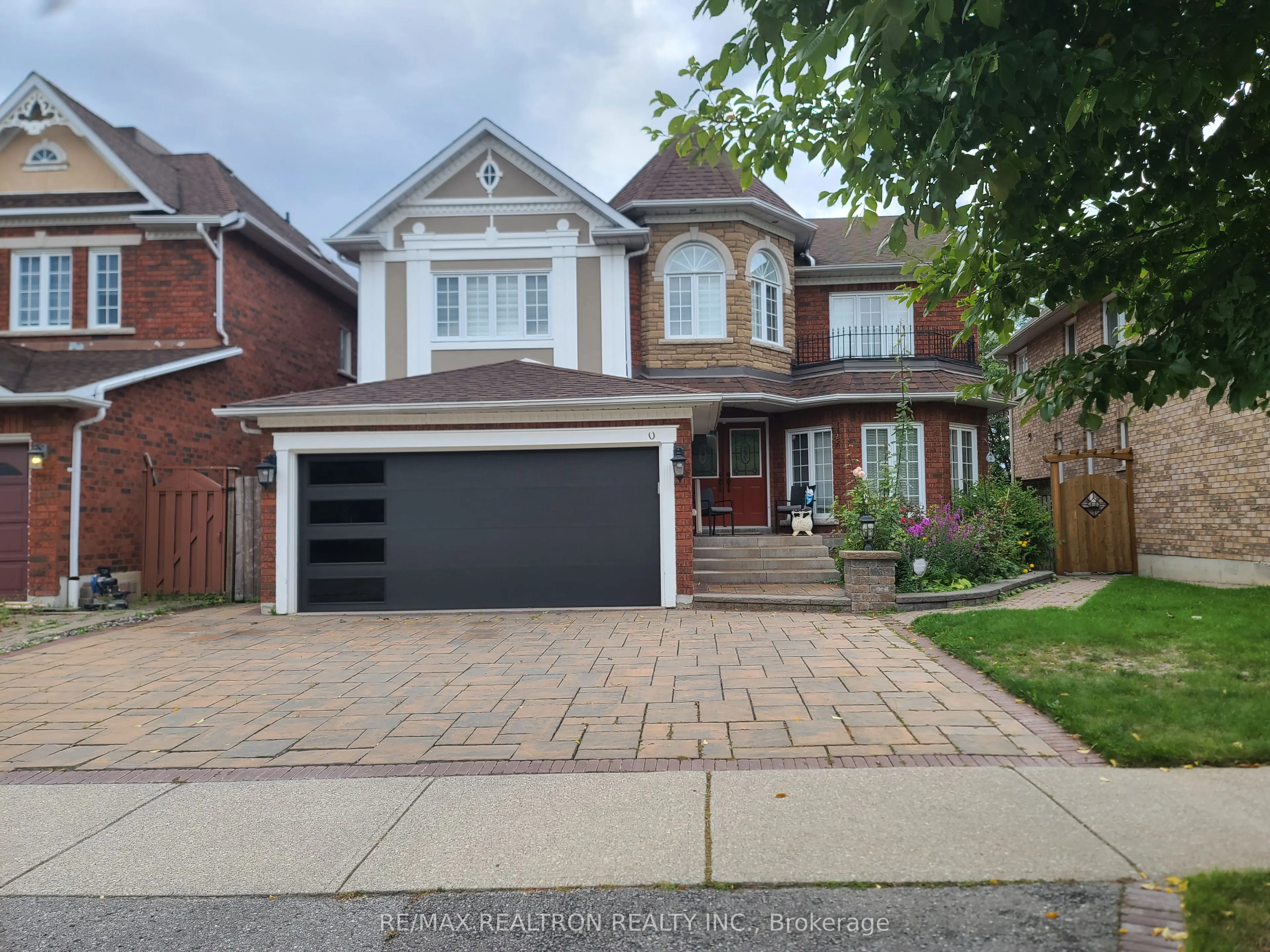 32 Dennis Drive