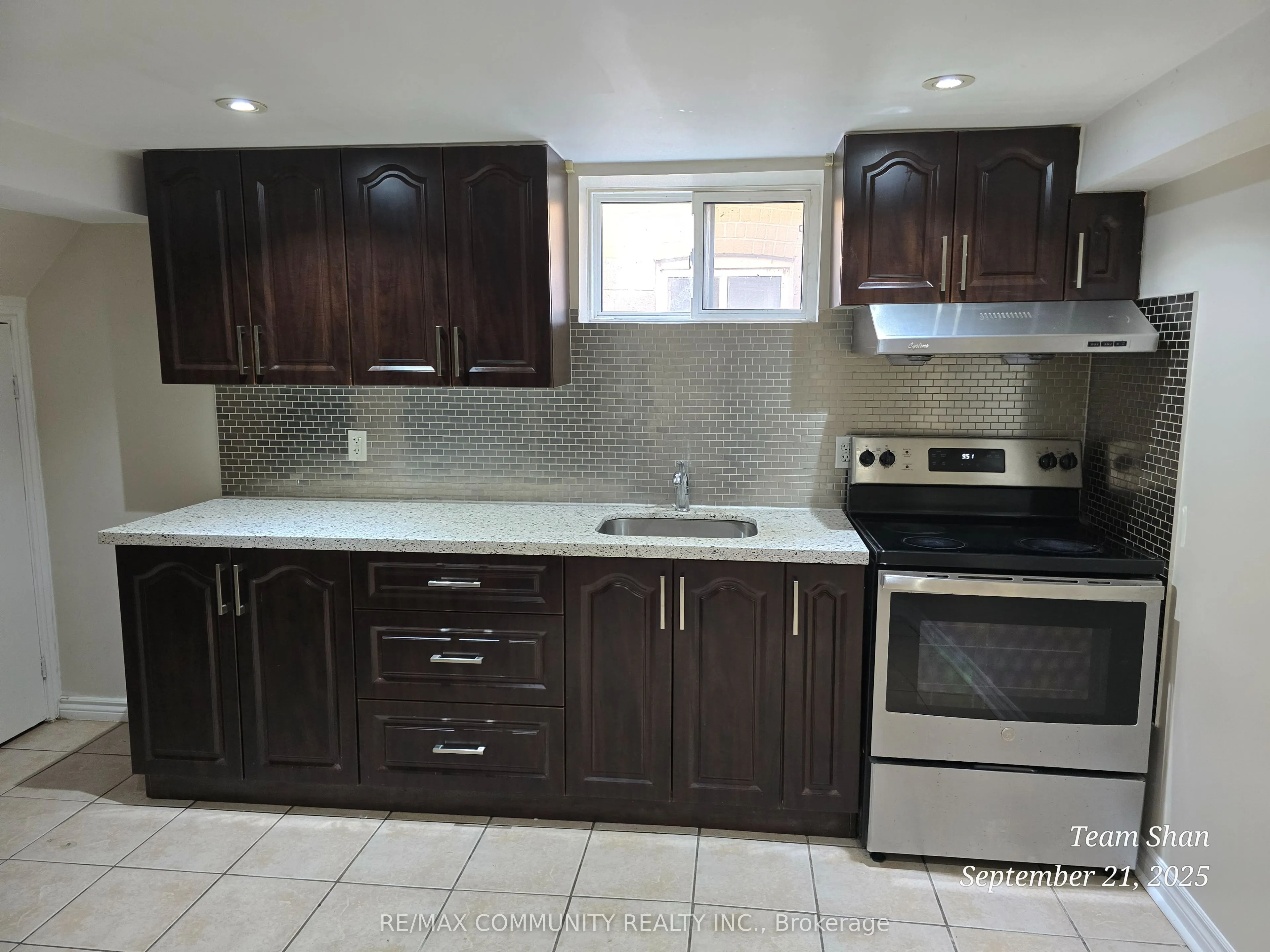 122 Kitchener Road