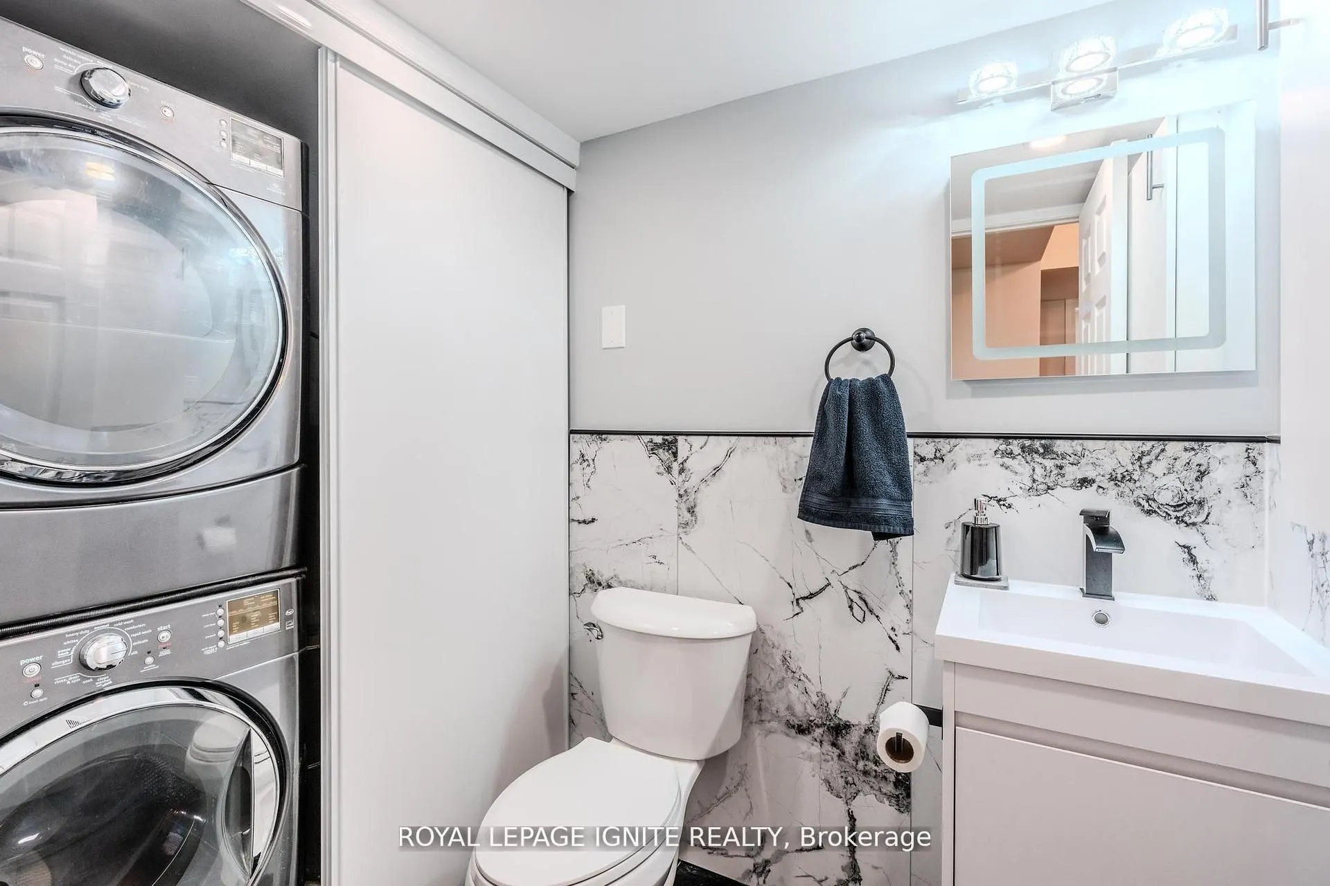 120 Petra Way, #3