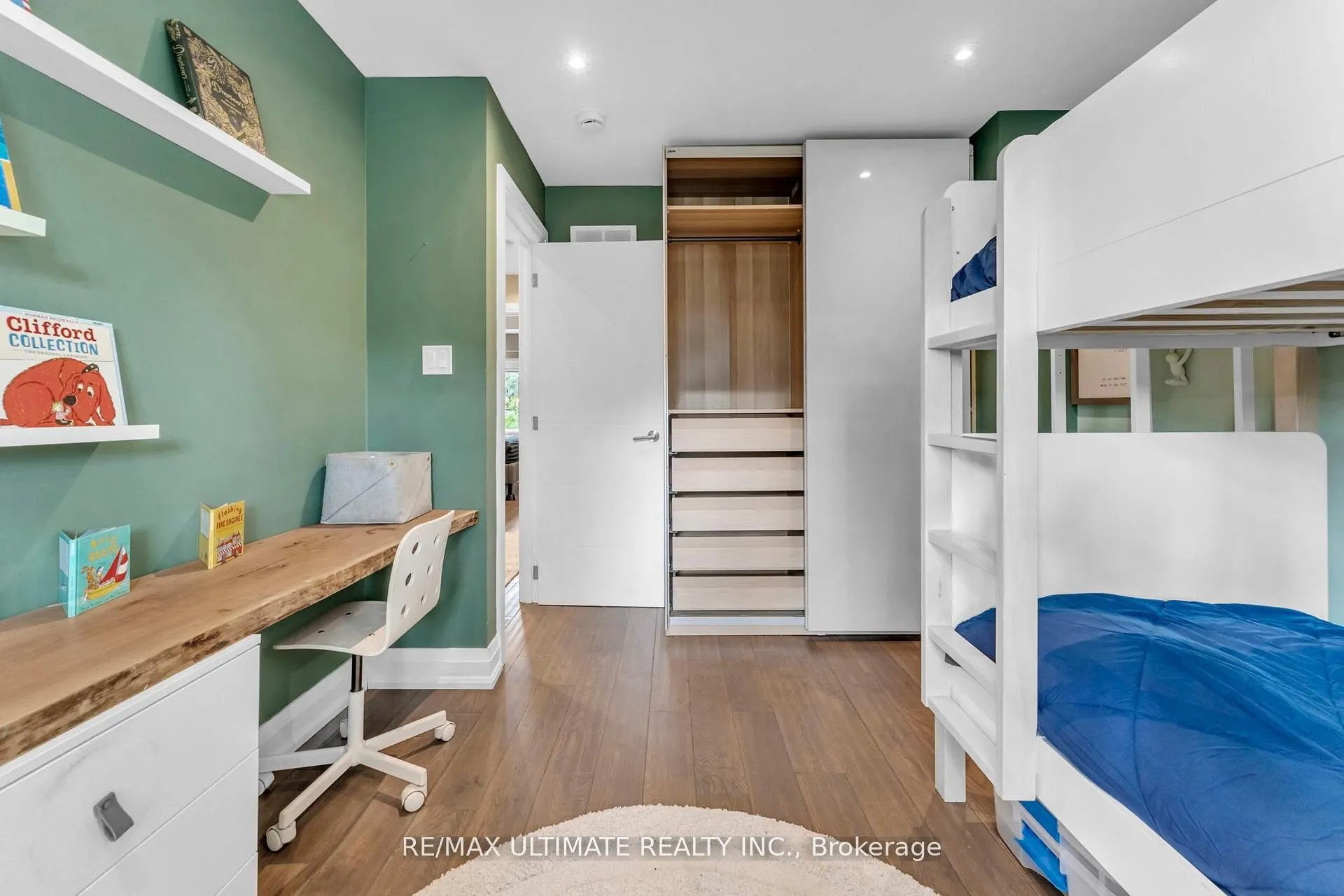 10 Oakdene Crescent