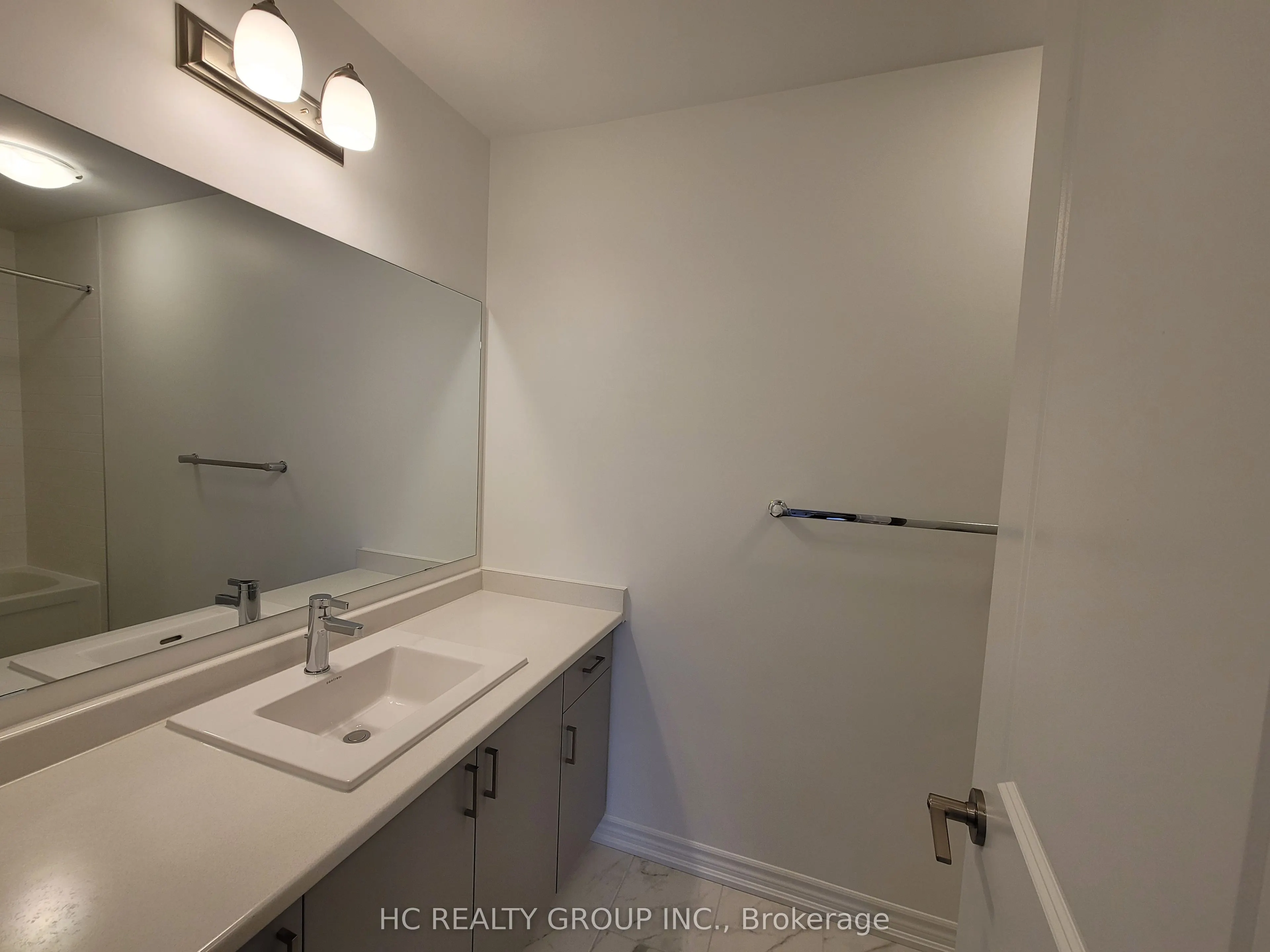 20 Bridgeland Drive