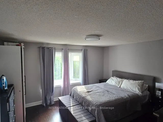 28 Hettersley Drive N