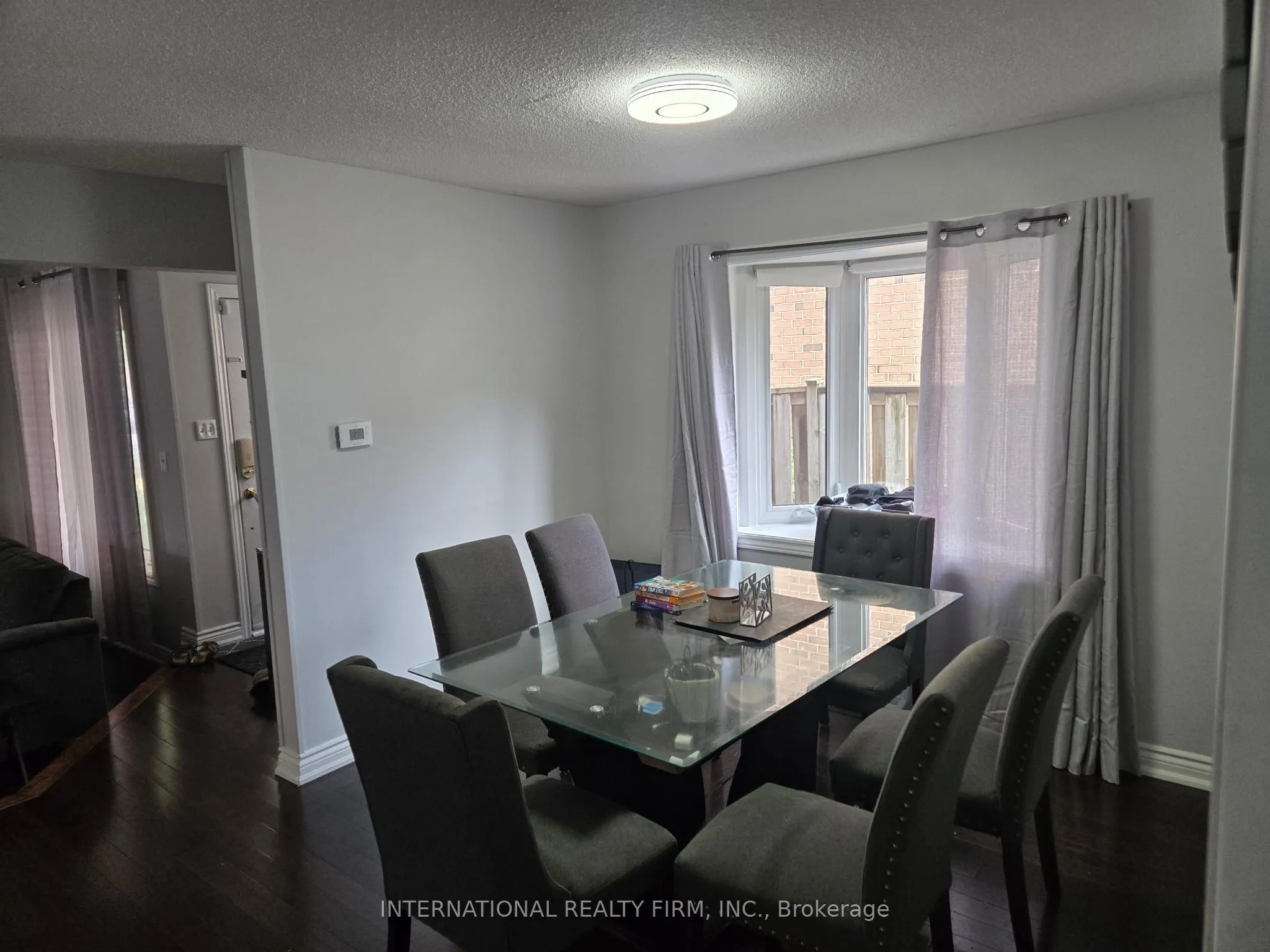 28 Hettersley Drive N