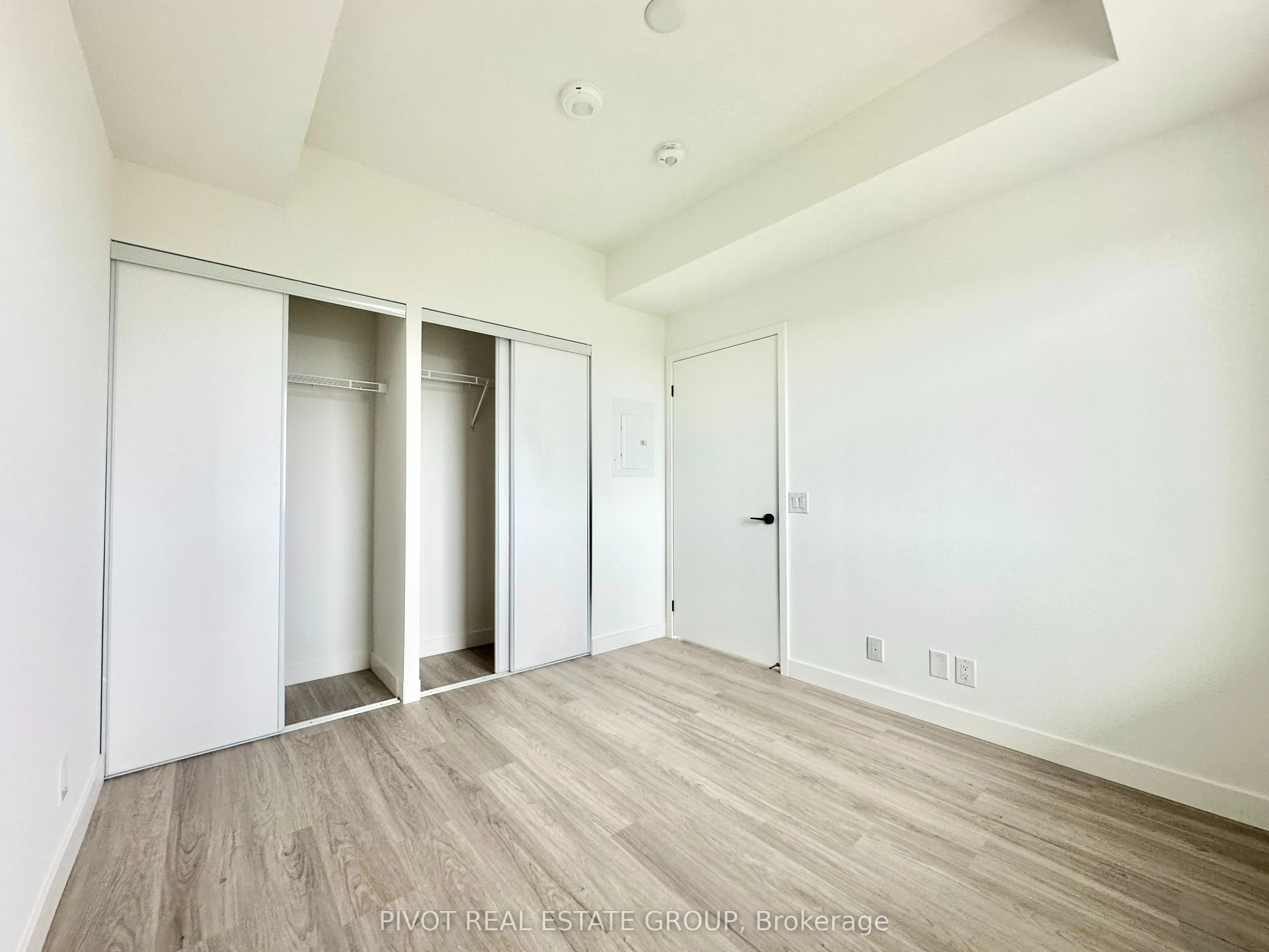 1050 Eastern Avenue, #907