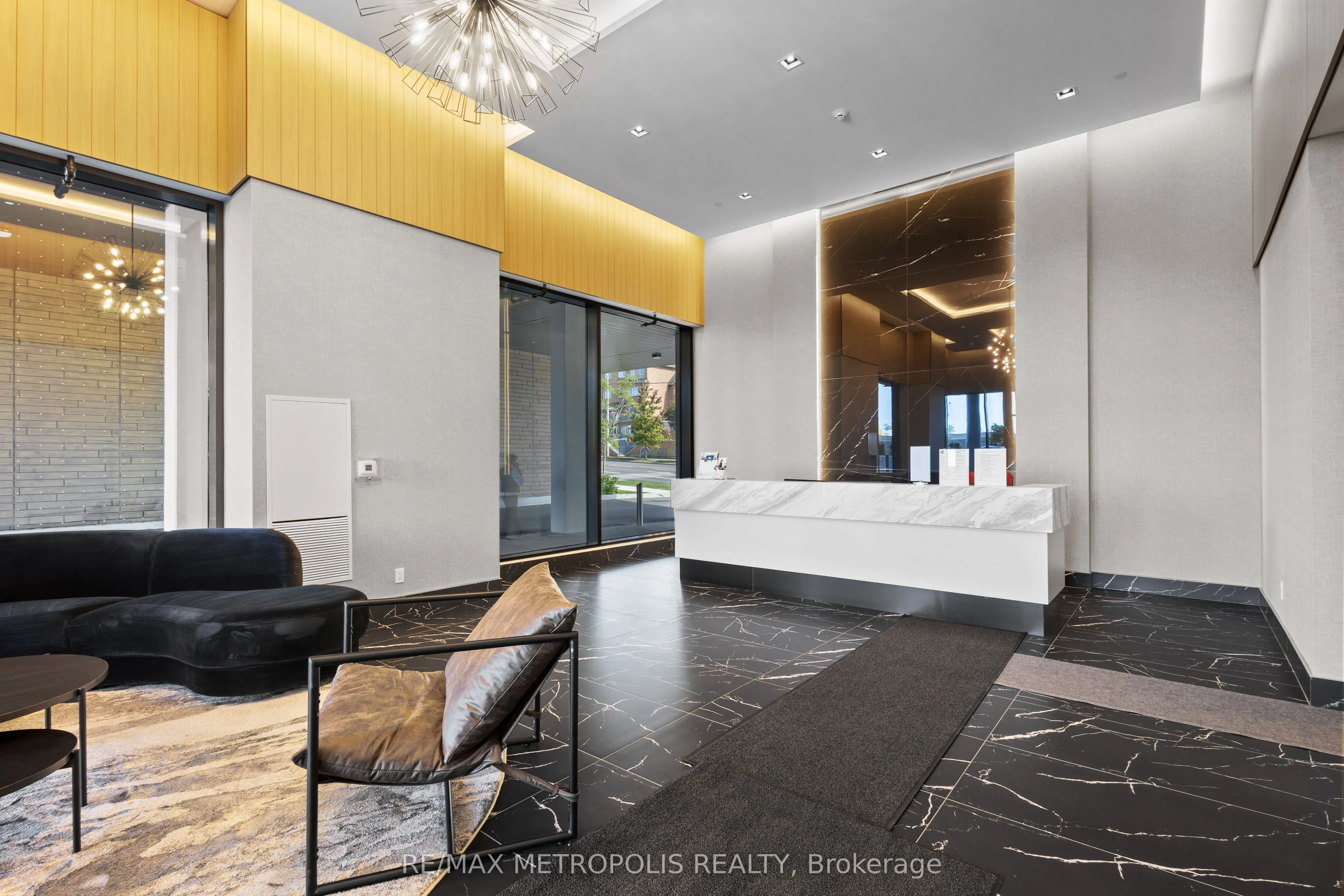 1350 Ellesmere Road, #210