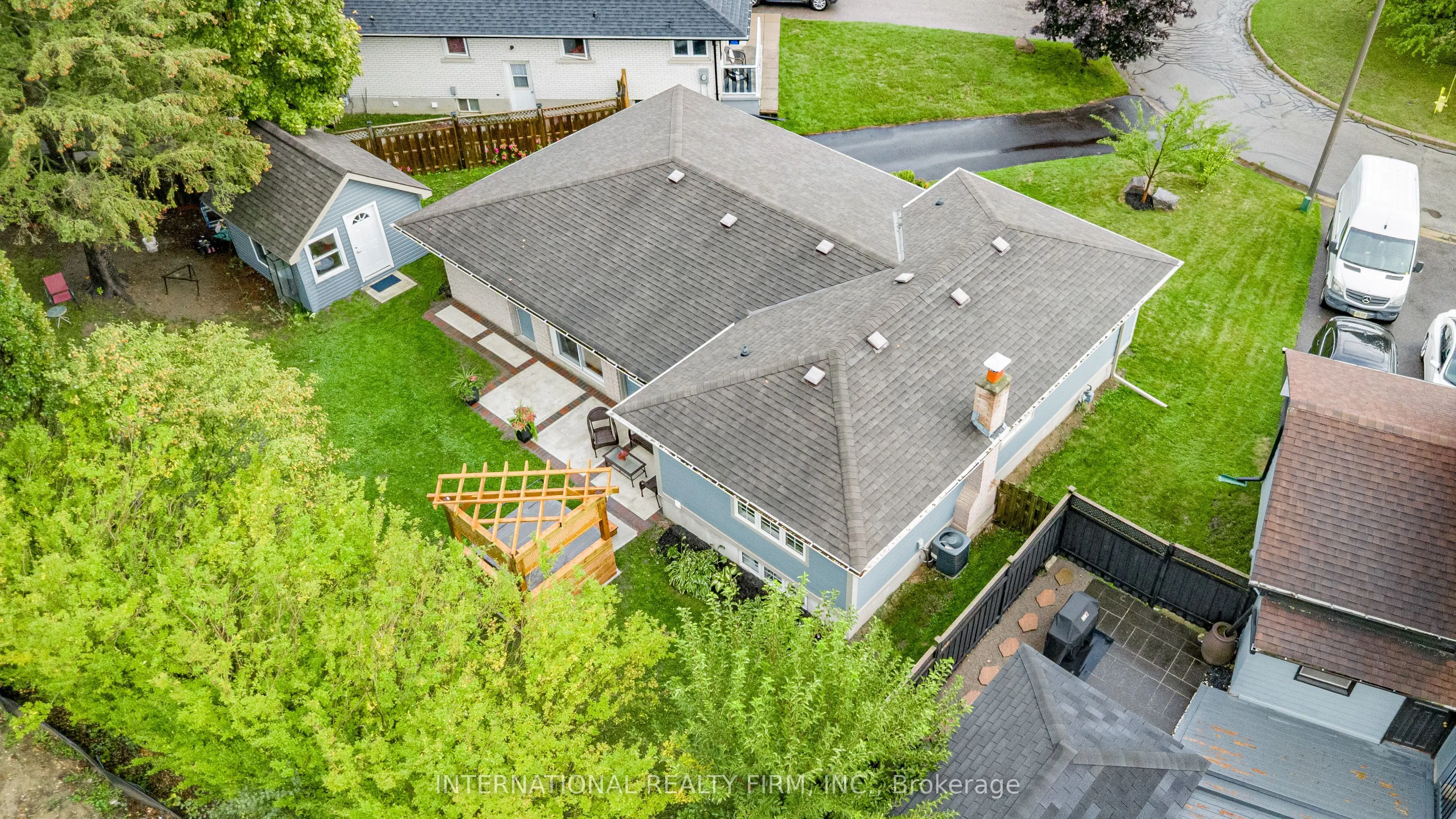 55 Oriole Court