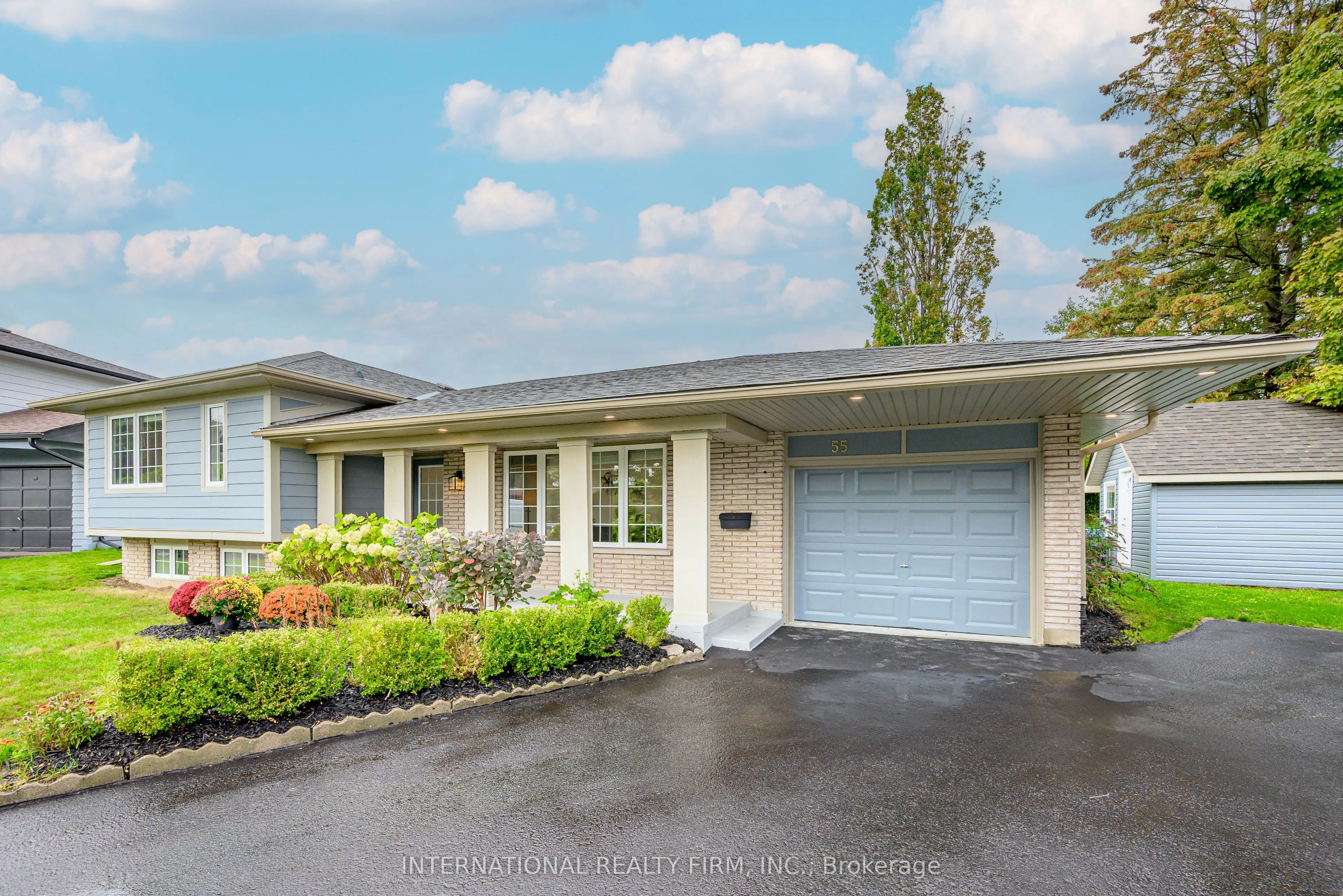 55 Oriole Court