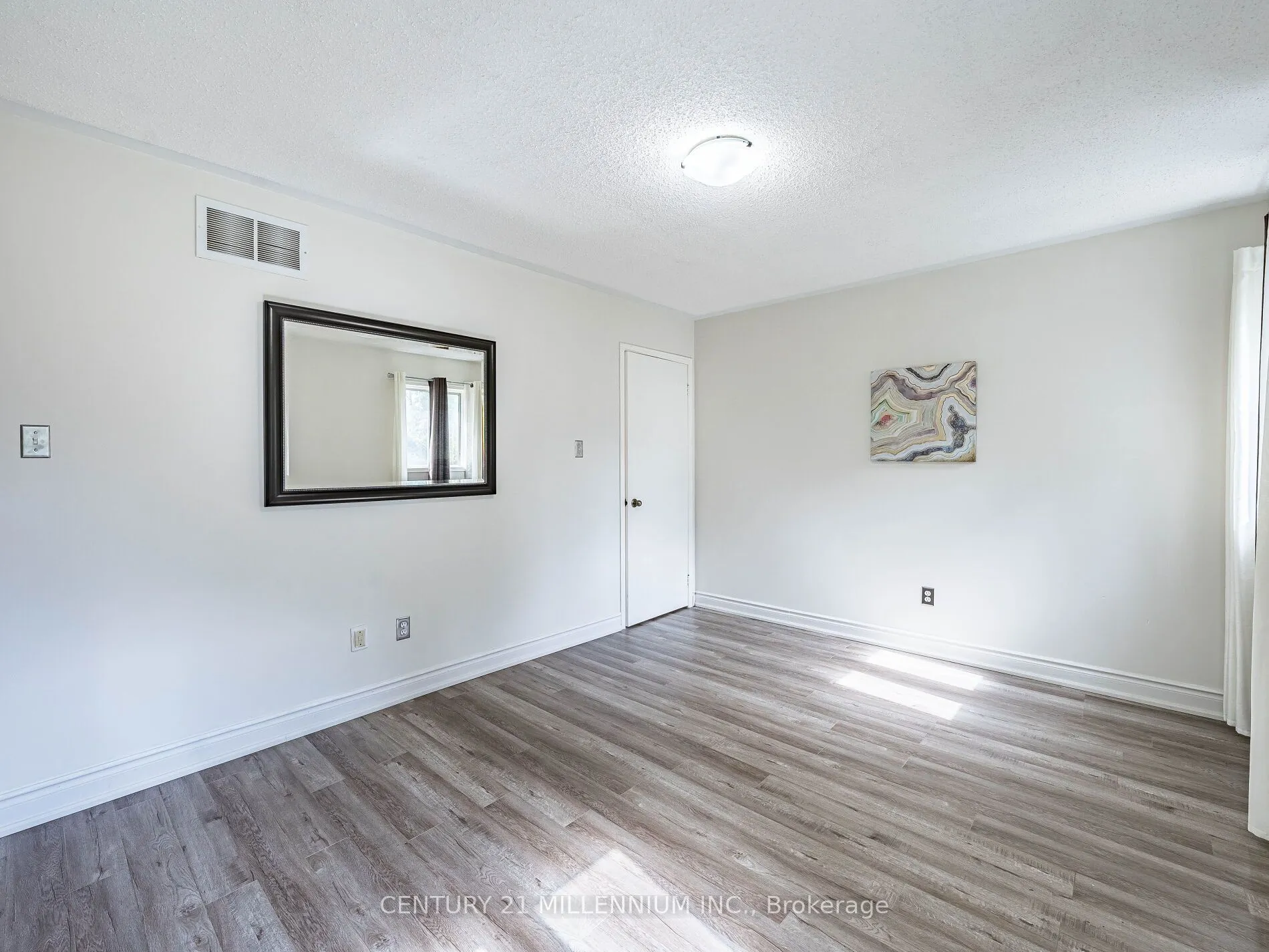 425 Elmwood Court