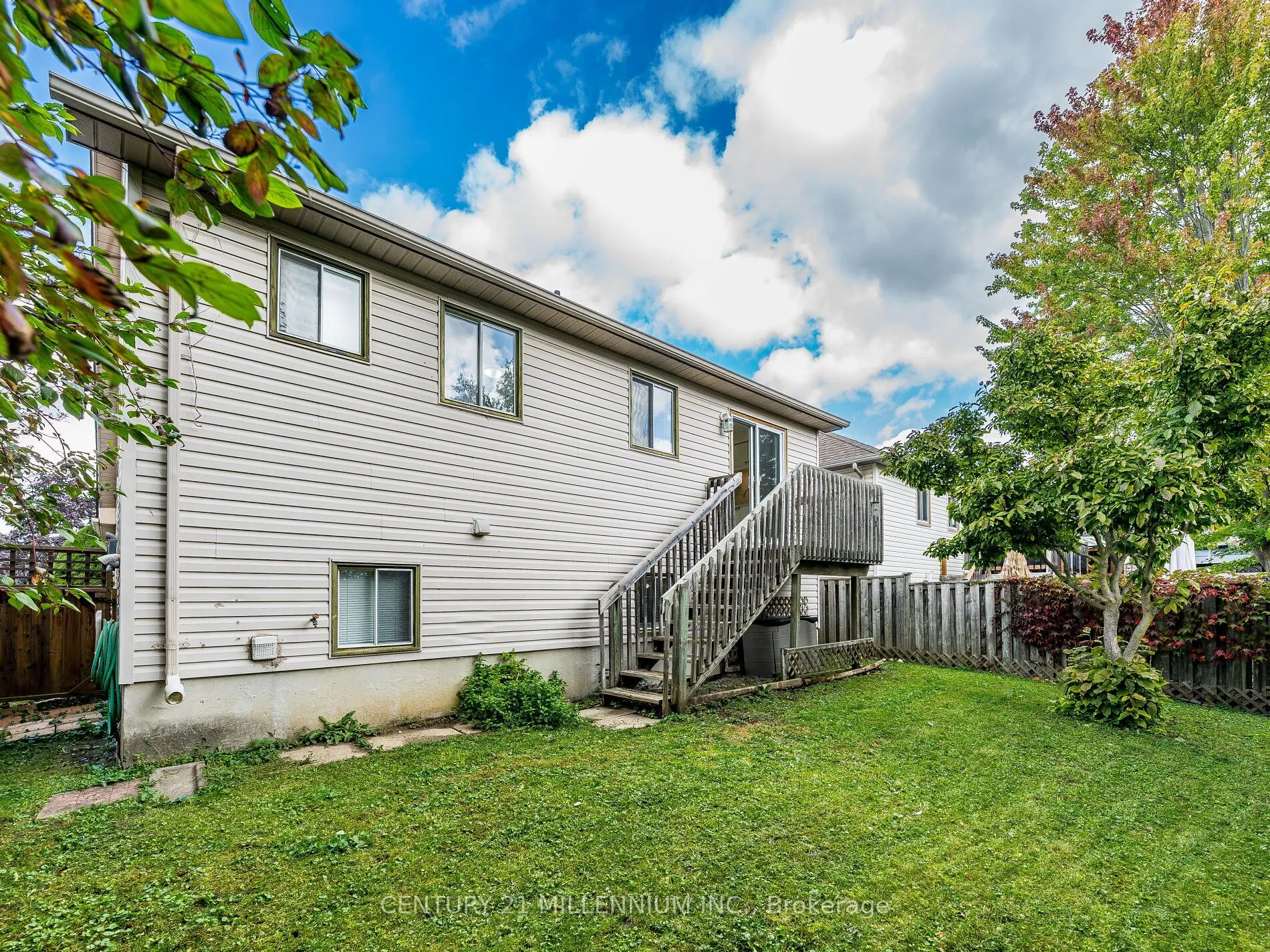 425 Elmwood Court