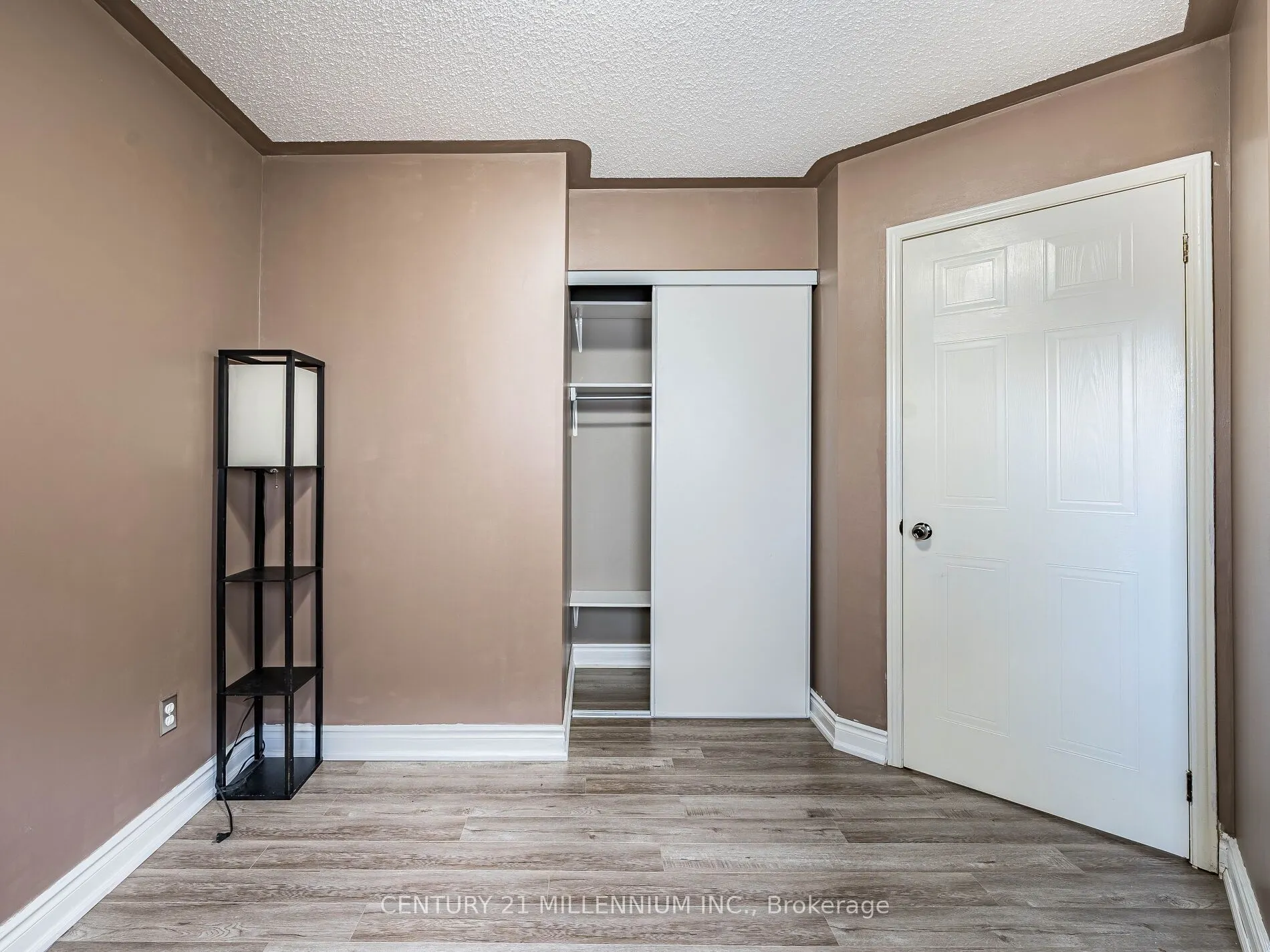 425 Elmwood Court