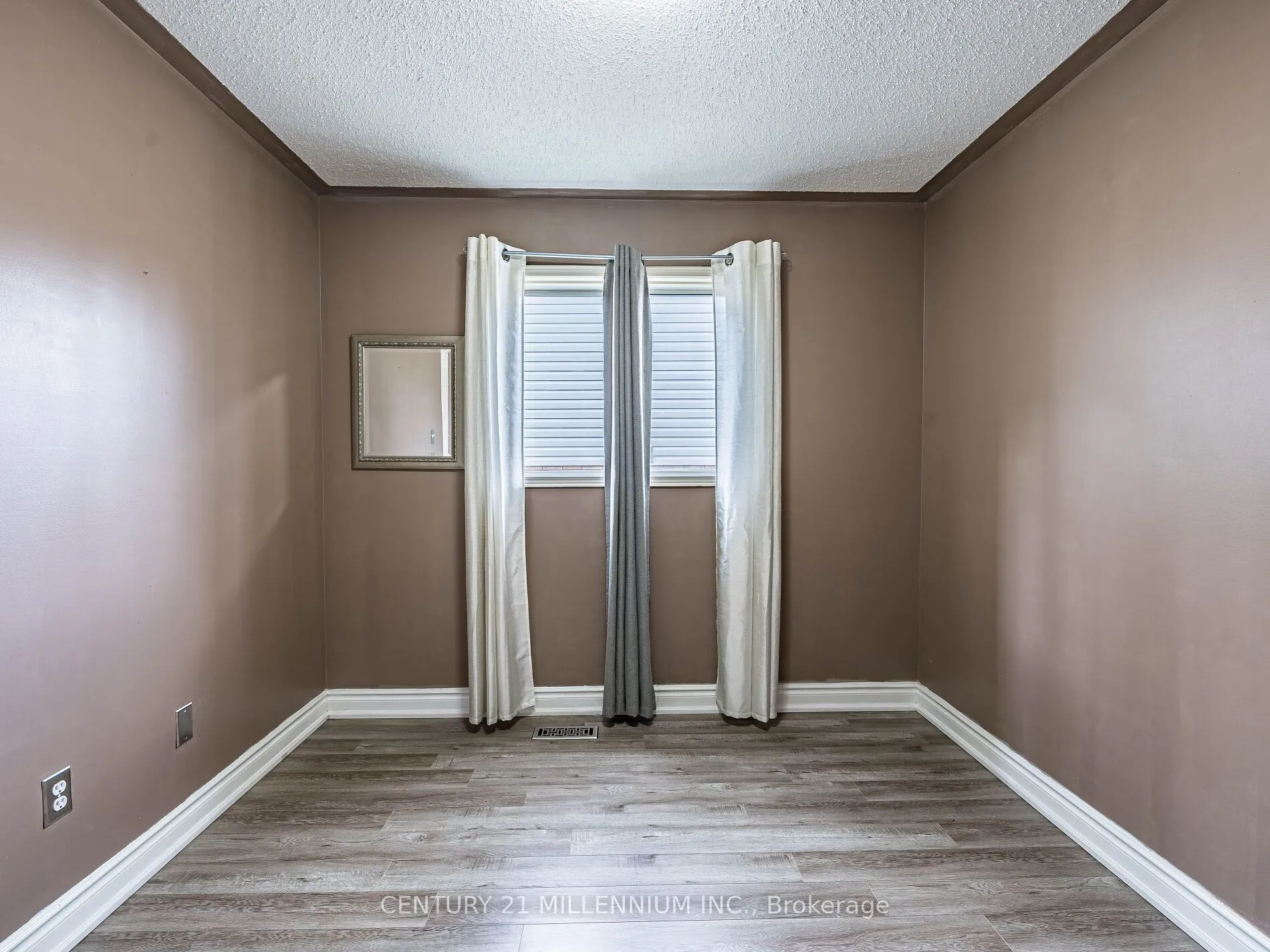 425 Elmwood Court