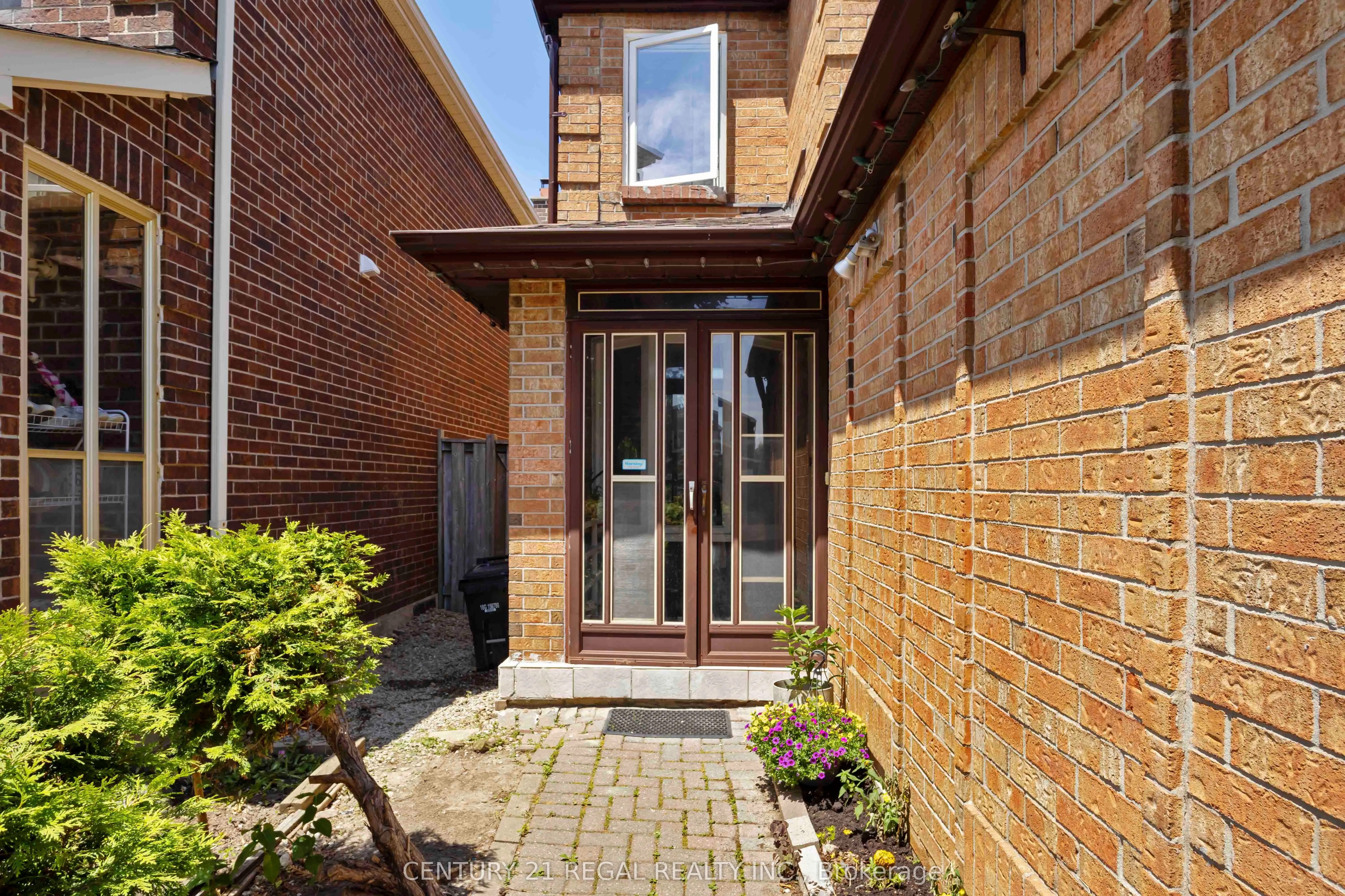 85 Nettlecreek Crescent